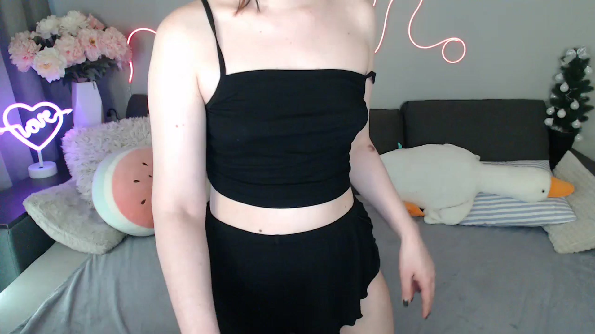Gallery image thumbnail from Mini_Diva's myfreecams stream on, 04/01/2026, 14:03 image 8 of 20