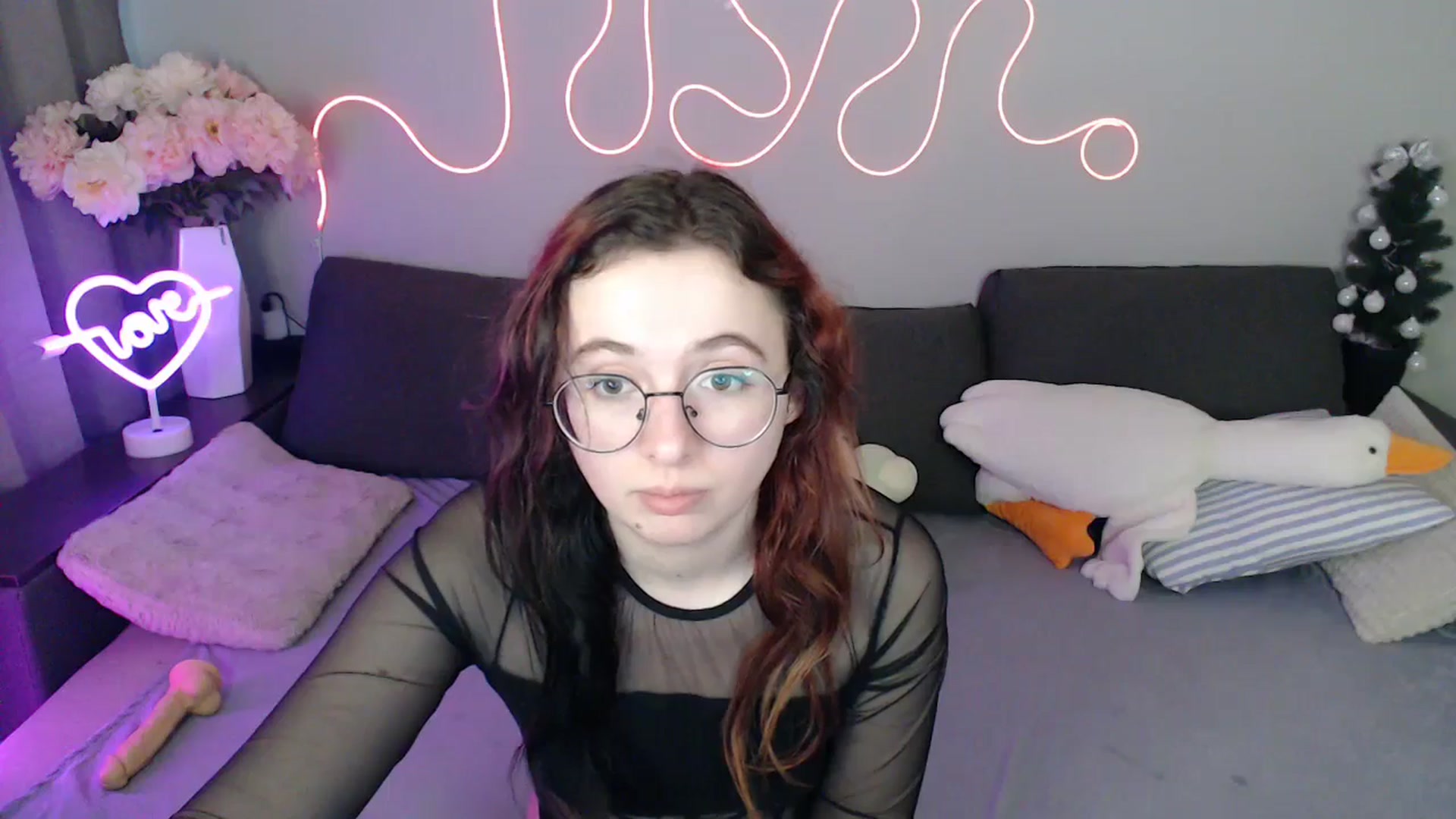 Gallery image thumbnail from Mini_Diva's myfreecams stream on, 04/03/2026, 12:20 image 12 of 20
