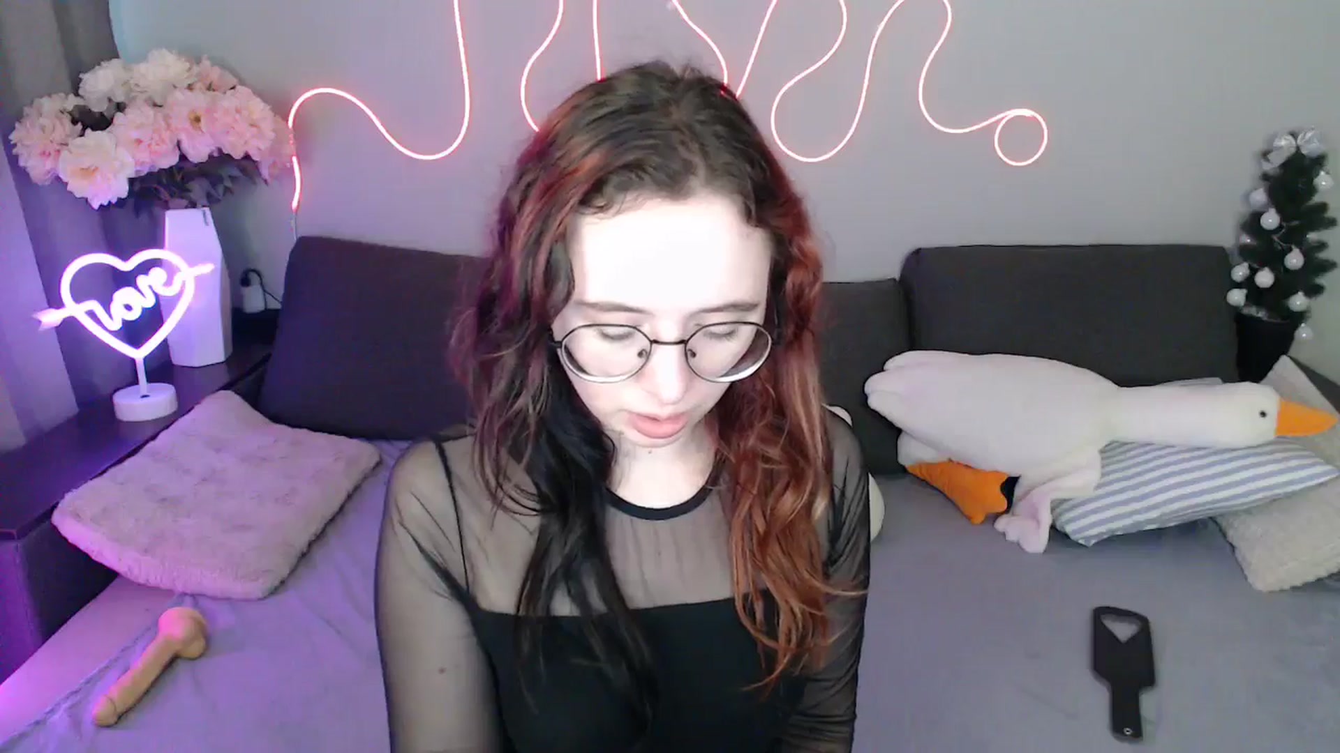 Gallery image thumbnail from Mini_Diva's myfreecams stream on, 04/03/2026, 12:20 image 17 of 20