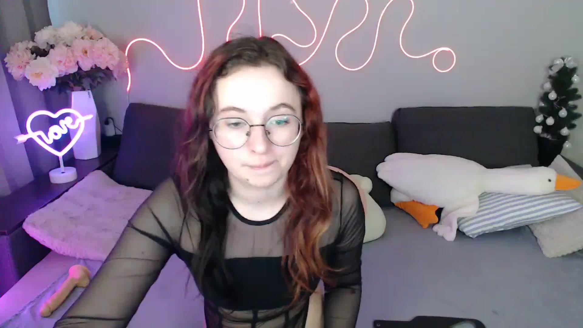 Gallery image thumbnail from Mini_Diva's myfreecams stream on, 04/03/2026, 12:20 image 19 of 20