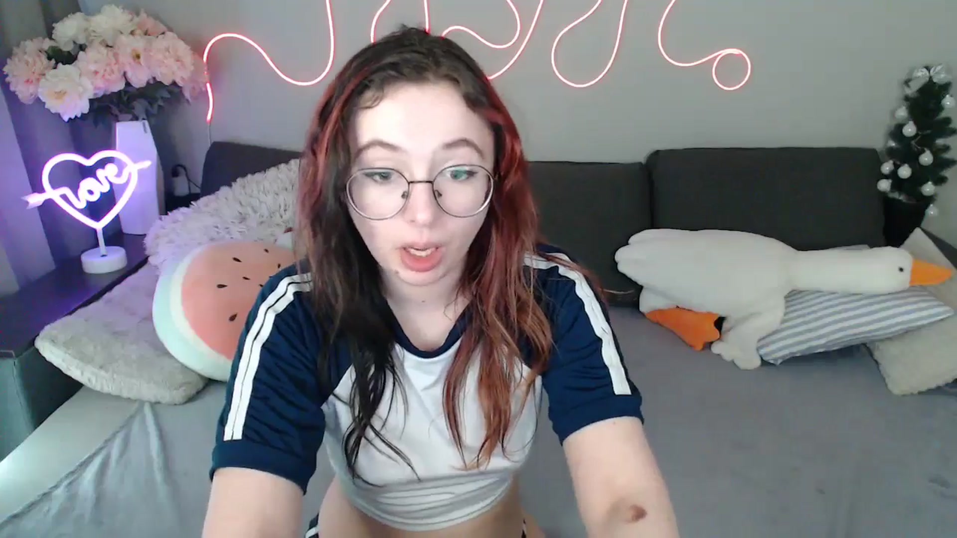 Gallery image thumbnail from Mini_Diva's myfreecams stream on, 04/04/2026, 13:40 image 19 of 20