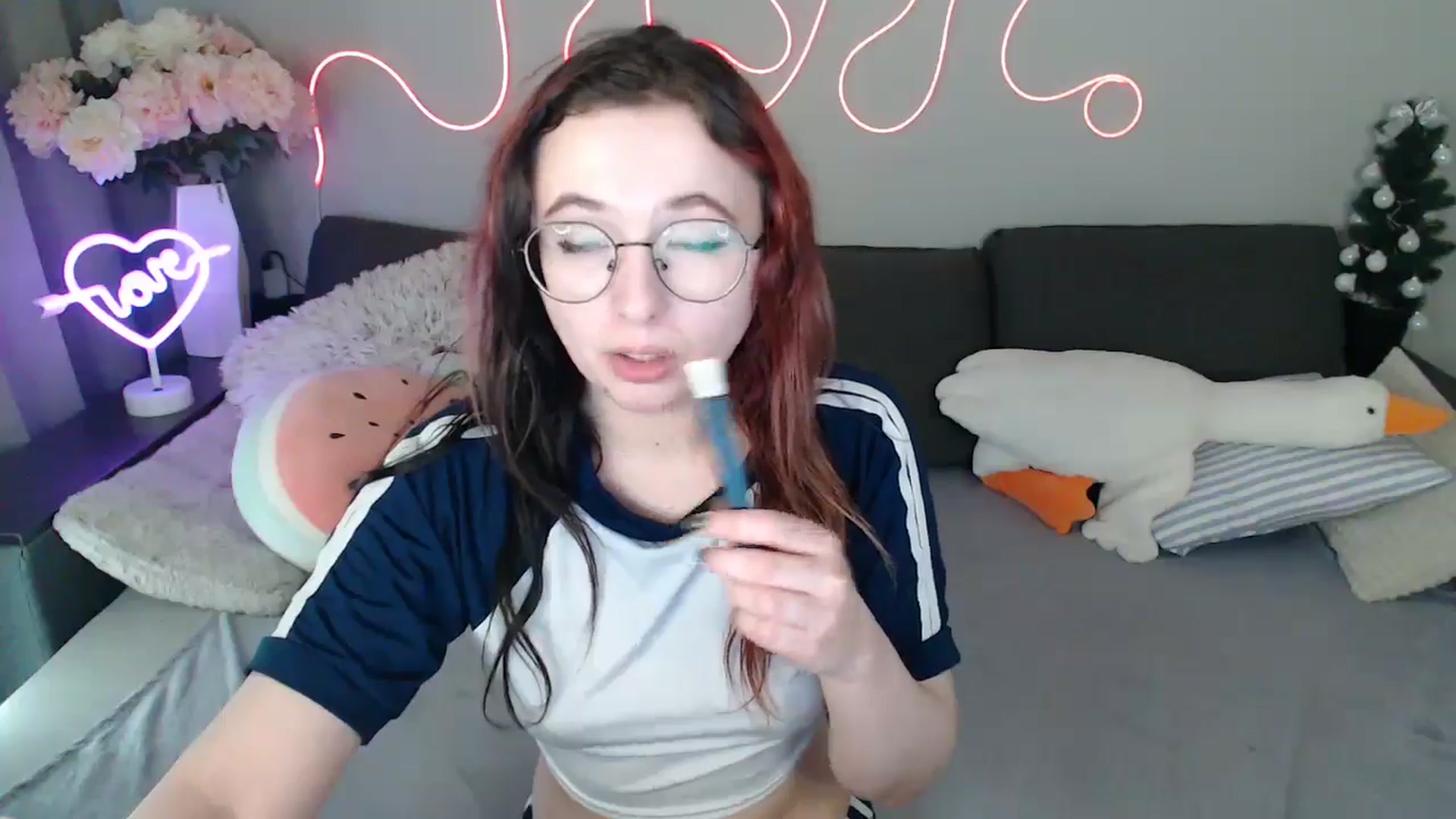 Gallery image thumbnail from Mini_Diva's myfreecams stream on, 04/04/2026, 13:54 image 3 of 20