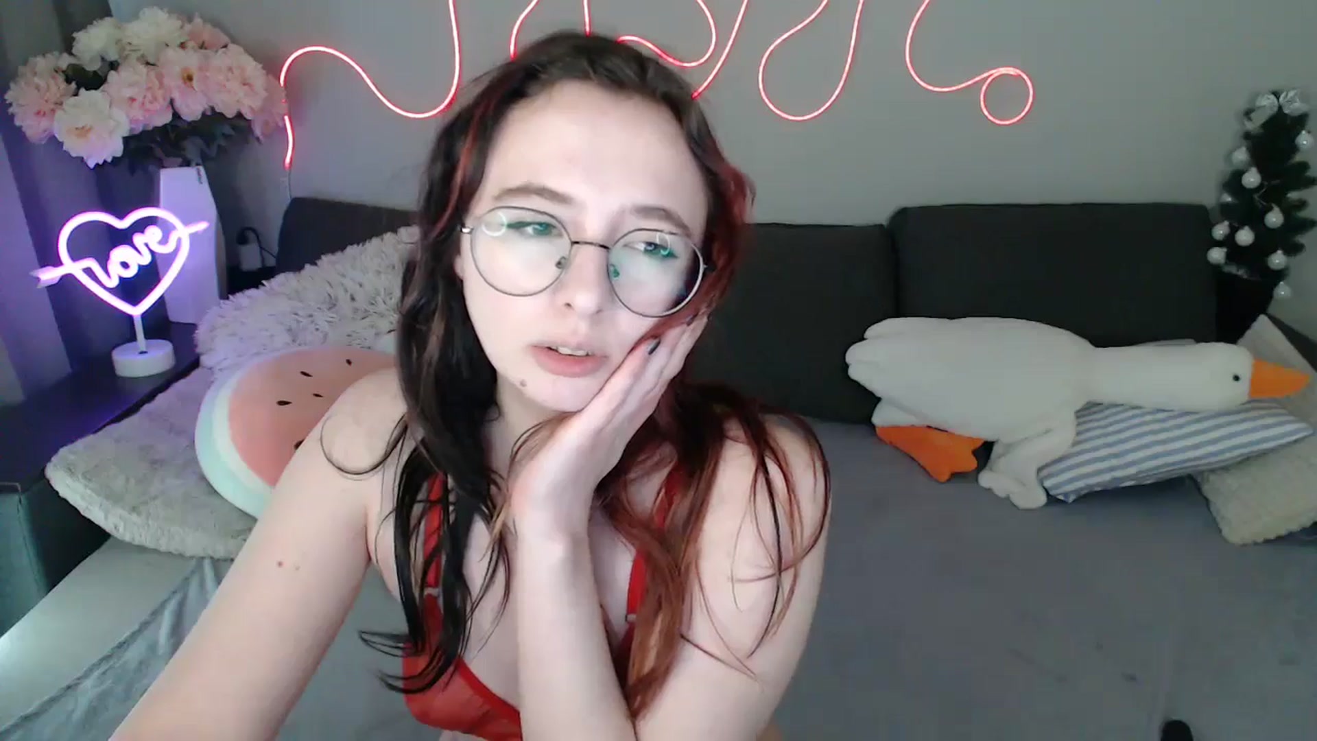 Gallery image thumbnail from Mini_Diva's myfreecams stream on, 04/05/2026, 12:29 image 19 of 20