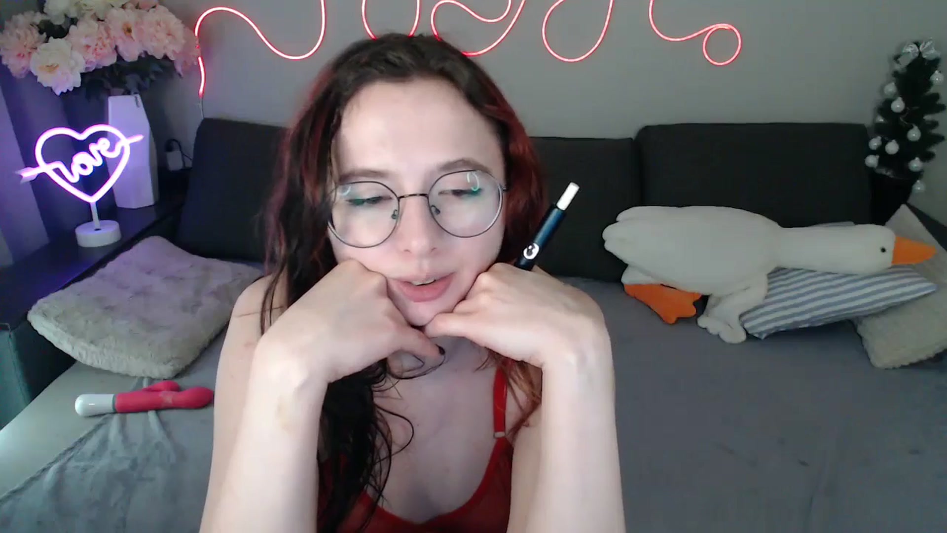 Gallery image thumbnail from Mini_Diva's myfreecams stream on, 04/05/2026, 13:48 image 15 of 20