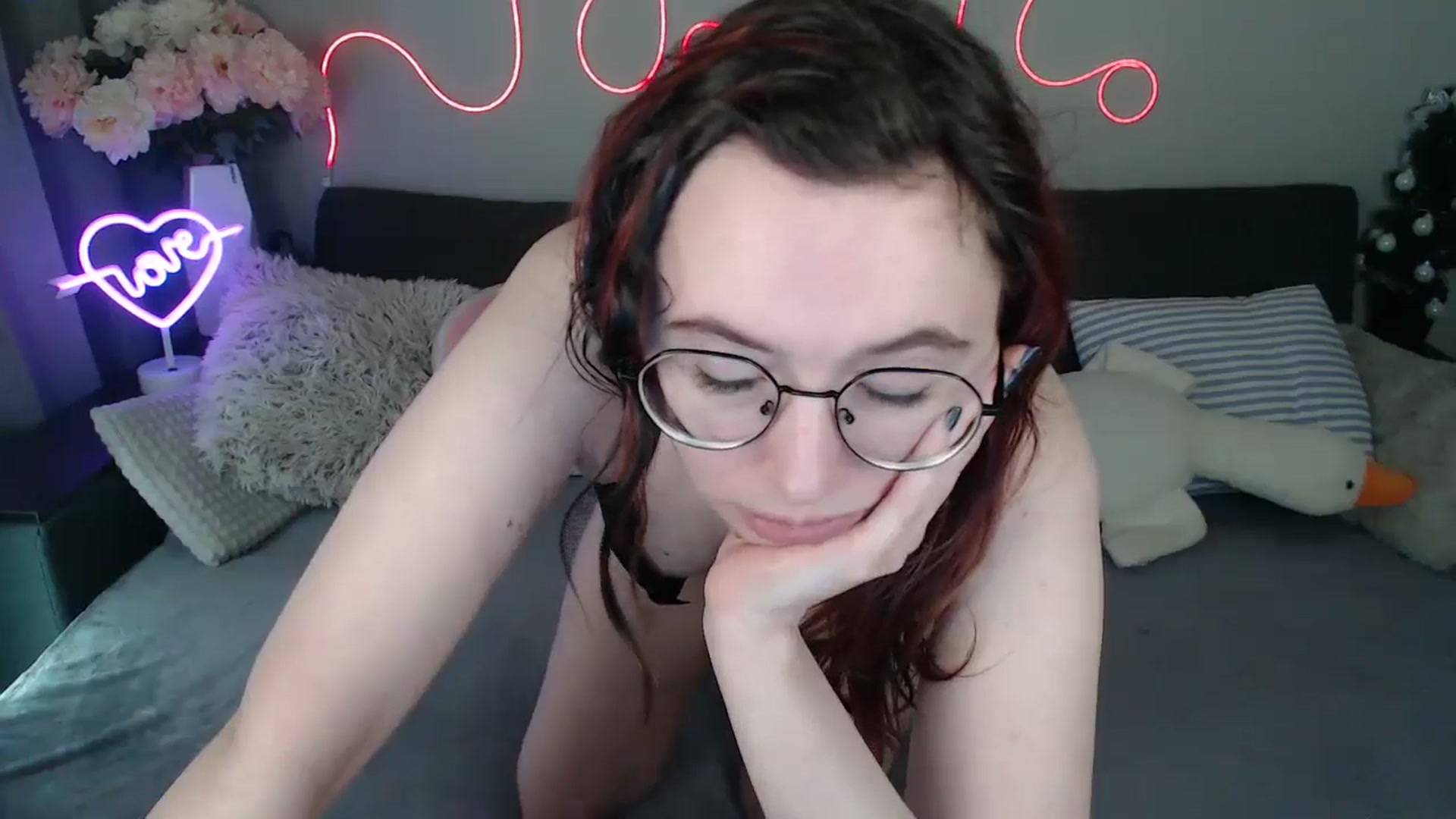 Gallery image thumbnail from Mini_Diva's myfreecams stream on, 04/12/2026, 10:56 image 3 of 20
