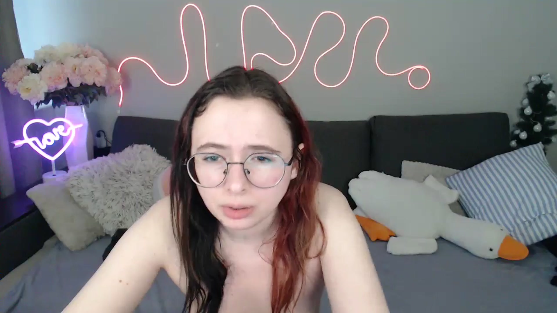 Gallery image thumbnail from Mini_Diva's myfreecams stream on, 04/29/2026, 10:55 image 2 of 20
