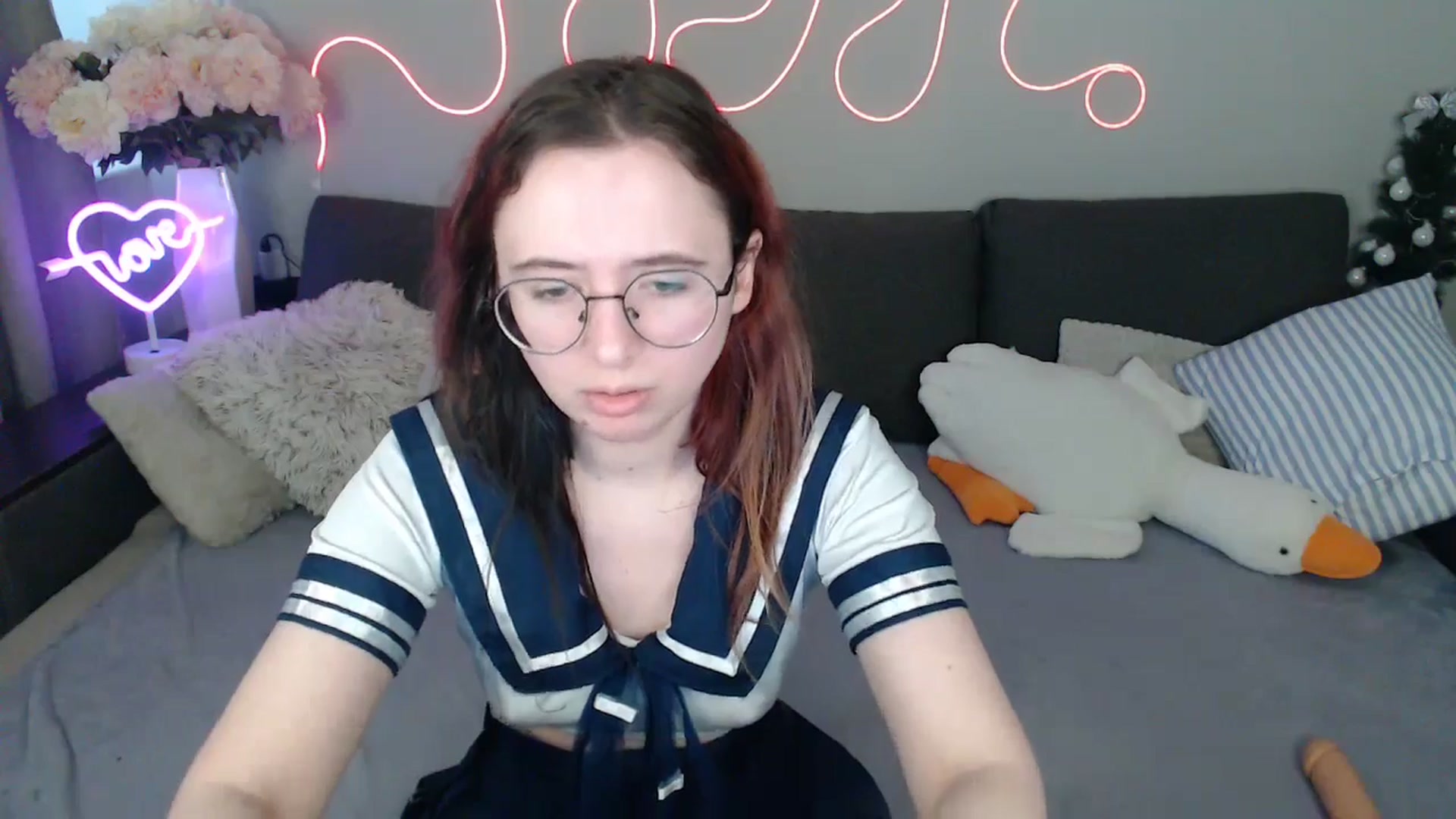 Gallery image thumbnail from Mini_Diva's myfreecams stream on, 05/01/2026, 11:11 image 18 of 20
