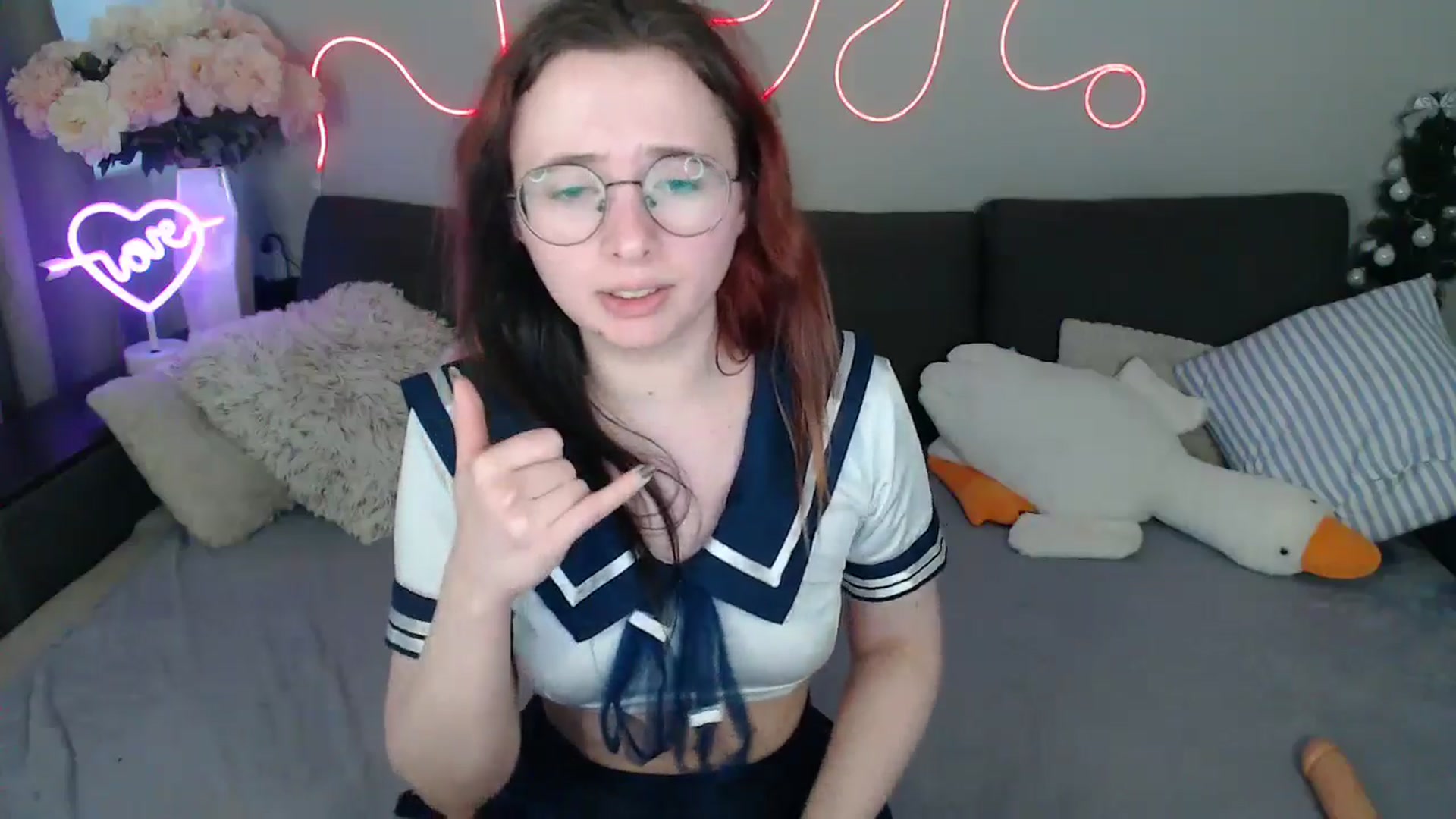 Gallery image thumbnail from Mini_Diva's myfreecams stream on, 05/01/2026, 11:11 image 20 of 20