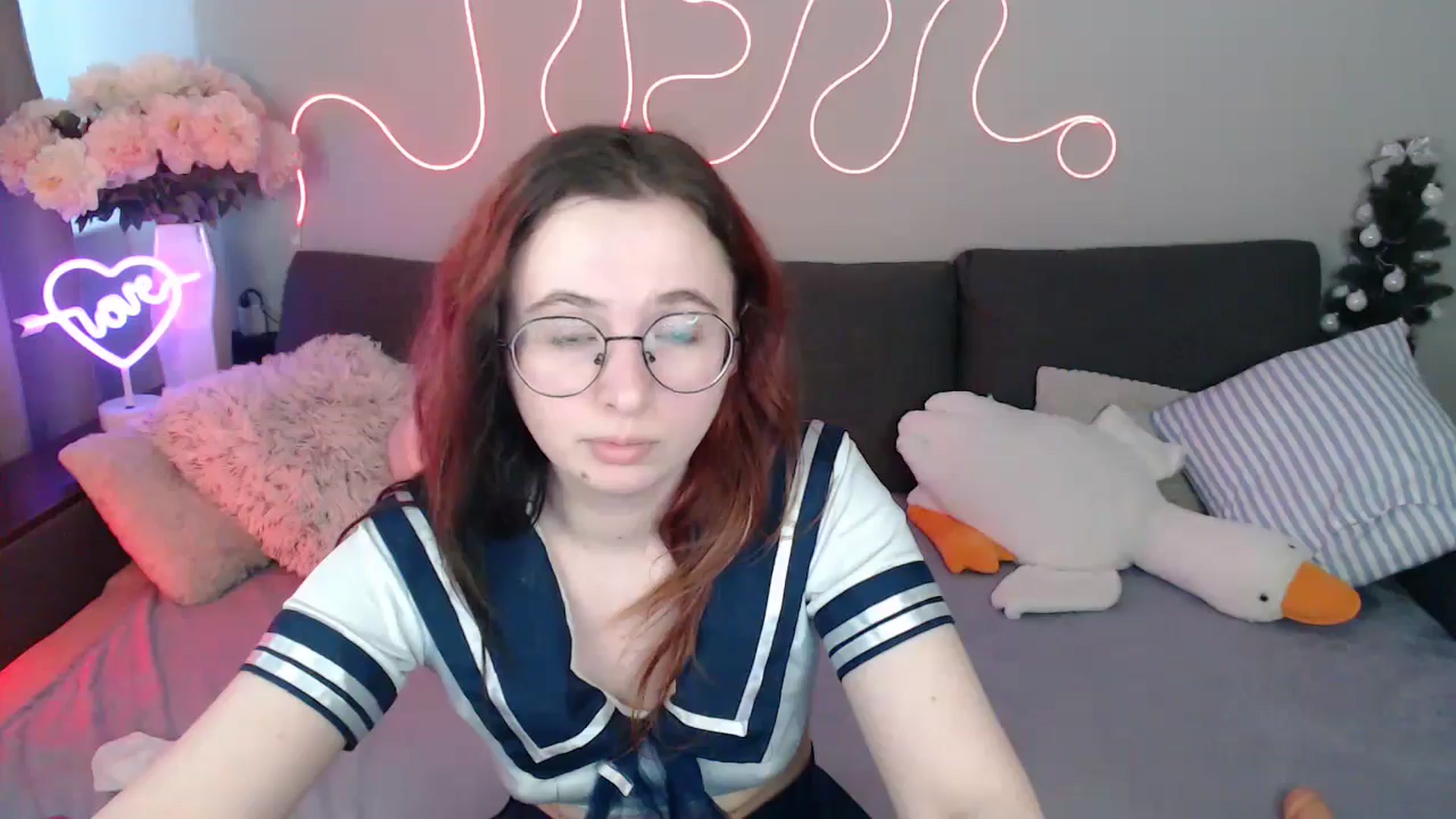 Gallery image thumbnail from Mini_Diva's myfreecams stream on, 05/01/2026, 12:17 image 9 of 20
