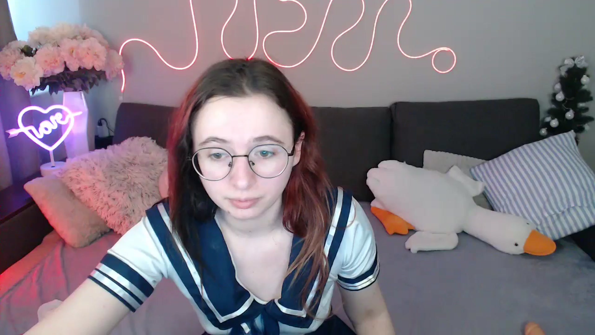 Gallery image thumbnail from Mini_Diva's myfreecams stream on, 05/01/2026, 12:17 image 4 of 20