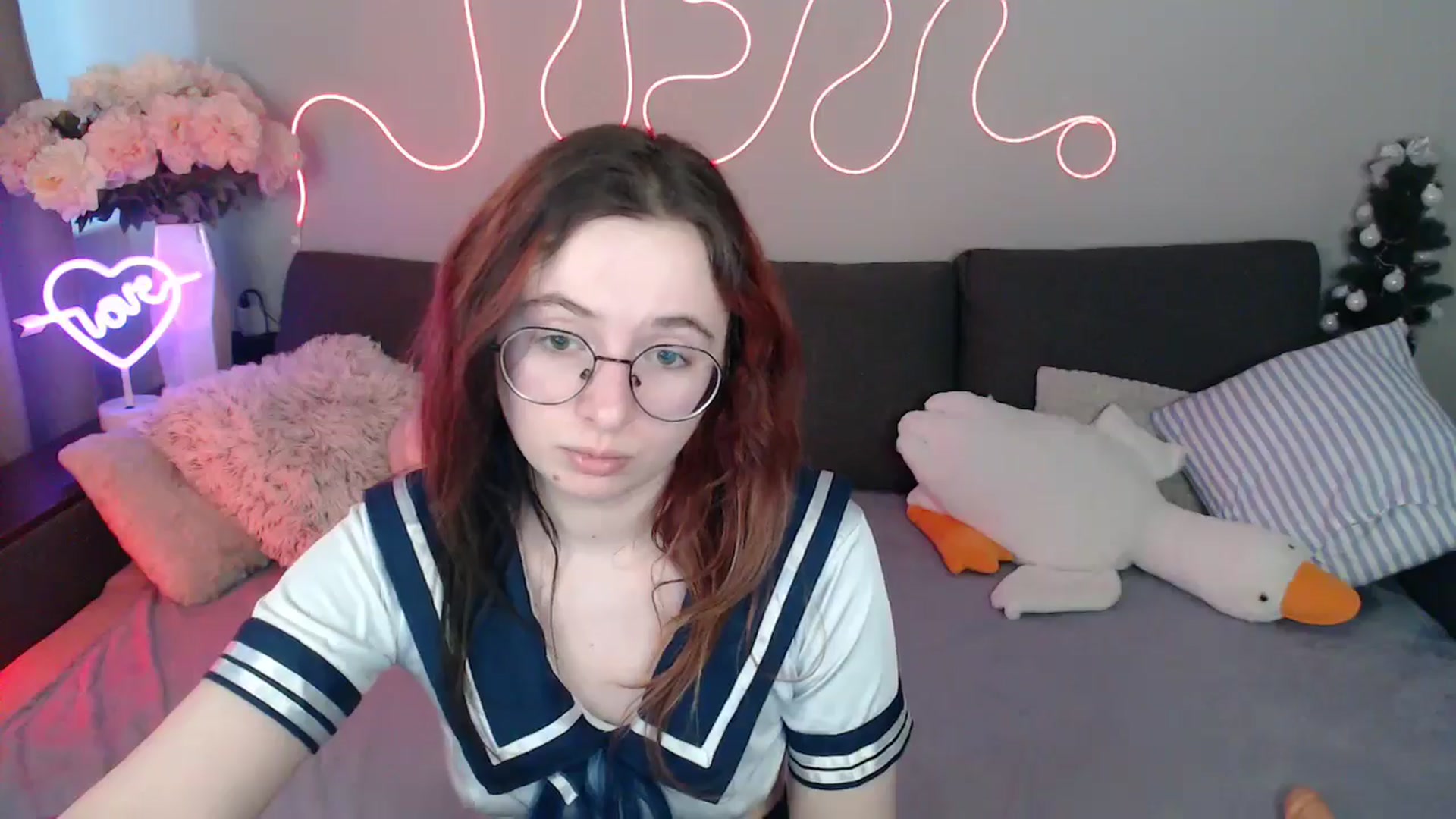 Gallery image thumbnail from Mini_Diva's myfreecams stream on, 05/01/2026, 12:17 image 18 of 20