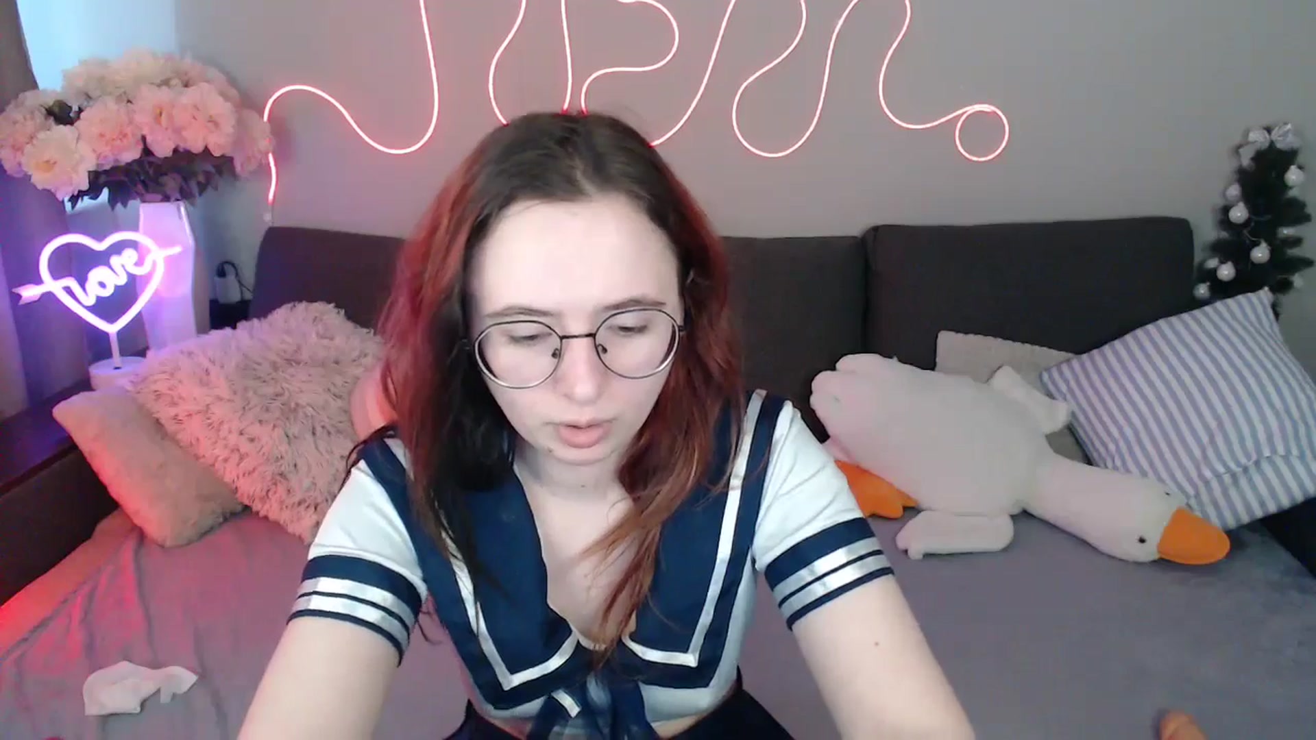 Gallery image thumbnail from Mini_Diva's myfreecams stream on, 05/01/2026, 12:17 image 8 of 20