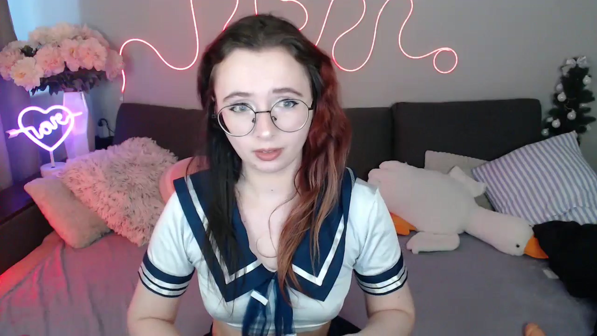 Gallery image thumbnail from Mini_Diva's myfreecams stream on, 05/01/2026, 13:49 image 7 of 20