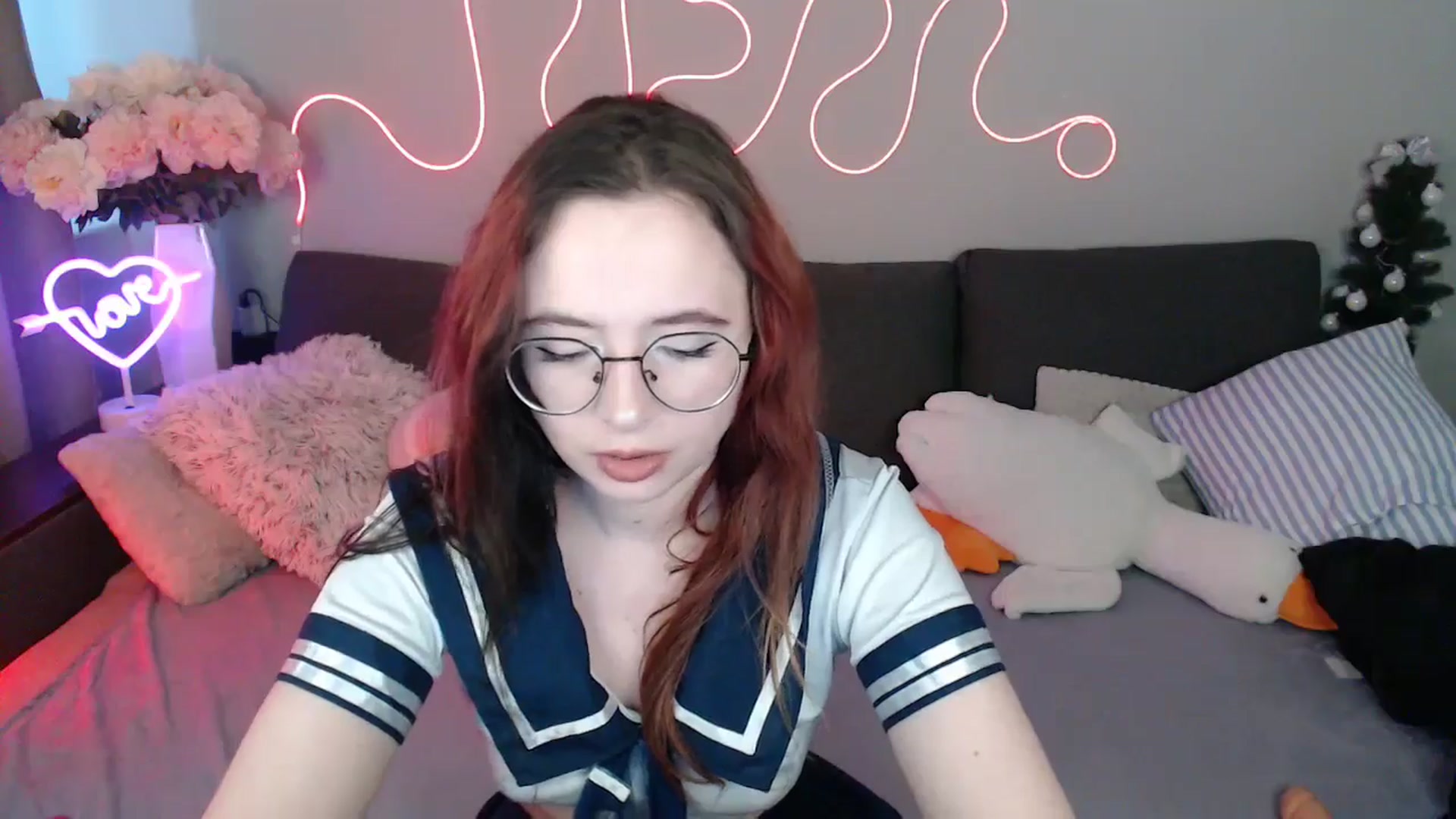 Gallery image thumbnail from Mini_Diva's myfreecams stream on, 05/01/2026, 13:49 image 6 of 20