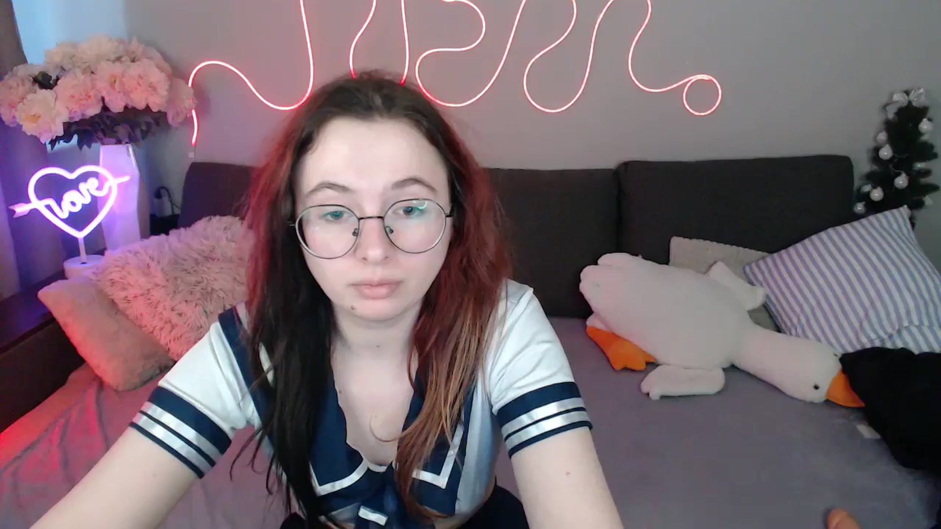 Gallery image thumbnail from Mini_Diva's myfreecams stream on, 05/01/2026, 13:49 image 1 of 20