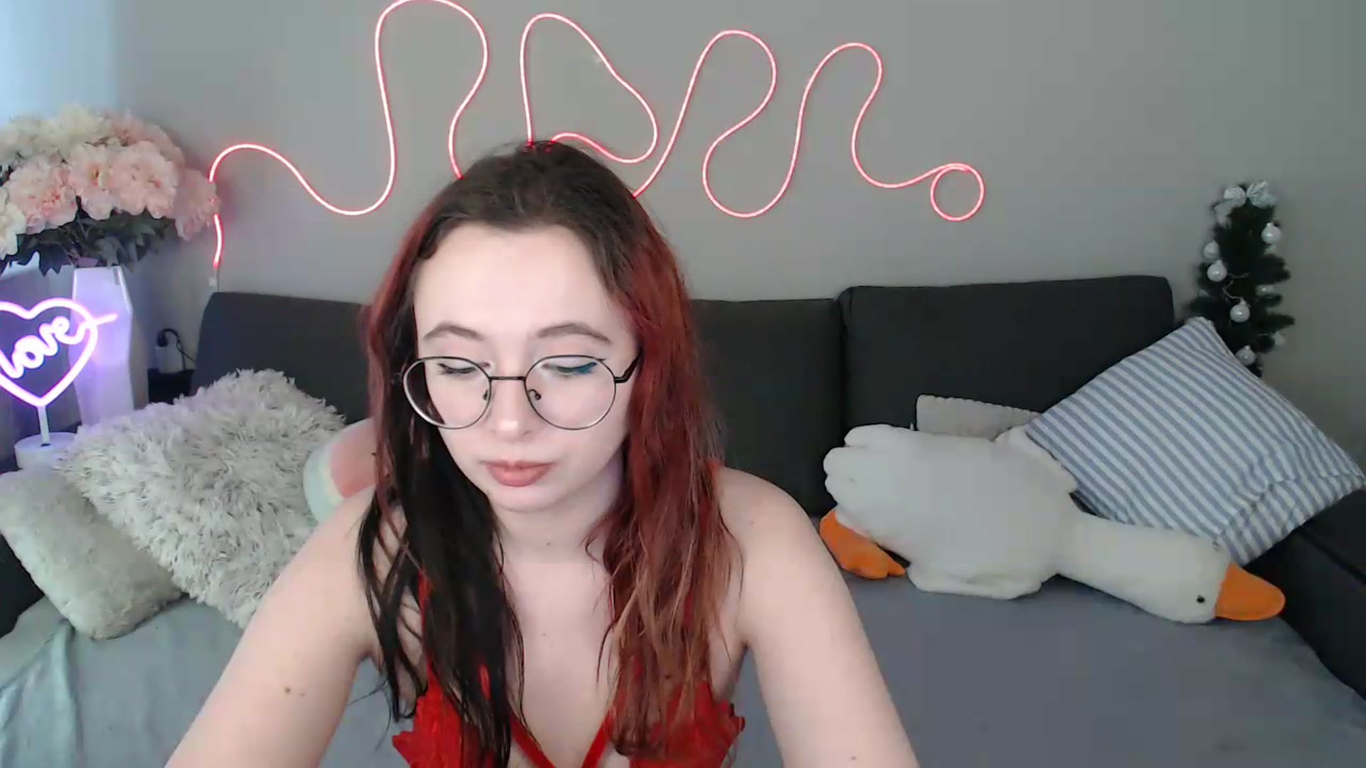 Gallery image thumbnail from Mini_Diva's myfreecams stream on, 05/02/2026, 13:47 image 7 of 20