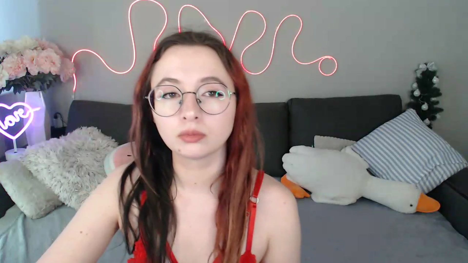Gallery image thumbnail from Mini_Diva's myfreecams stream on, 05/02/2026, 13:47 image 8 of 20