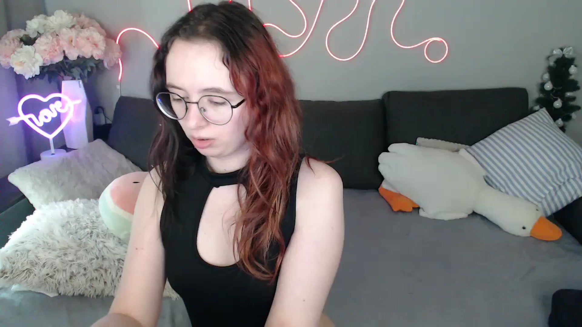Gallery image thumbnail from Mini_Diva's myfreecams stream on, 05/10/2026, 13:56 image 3 of 20