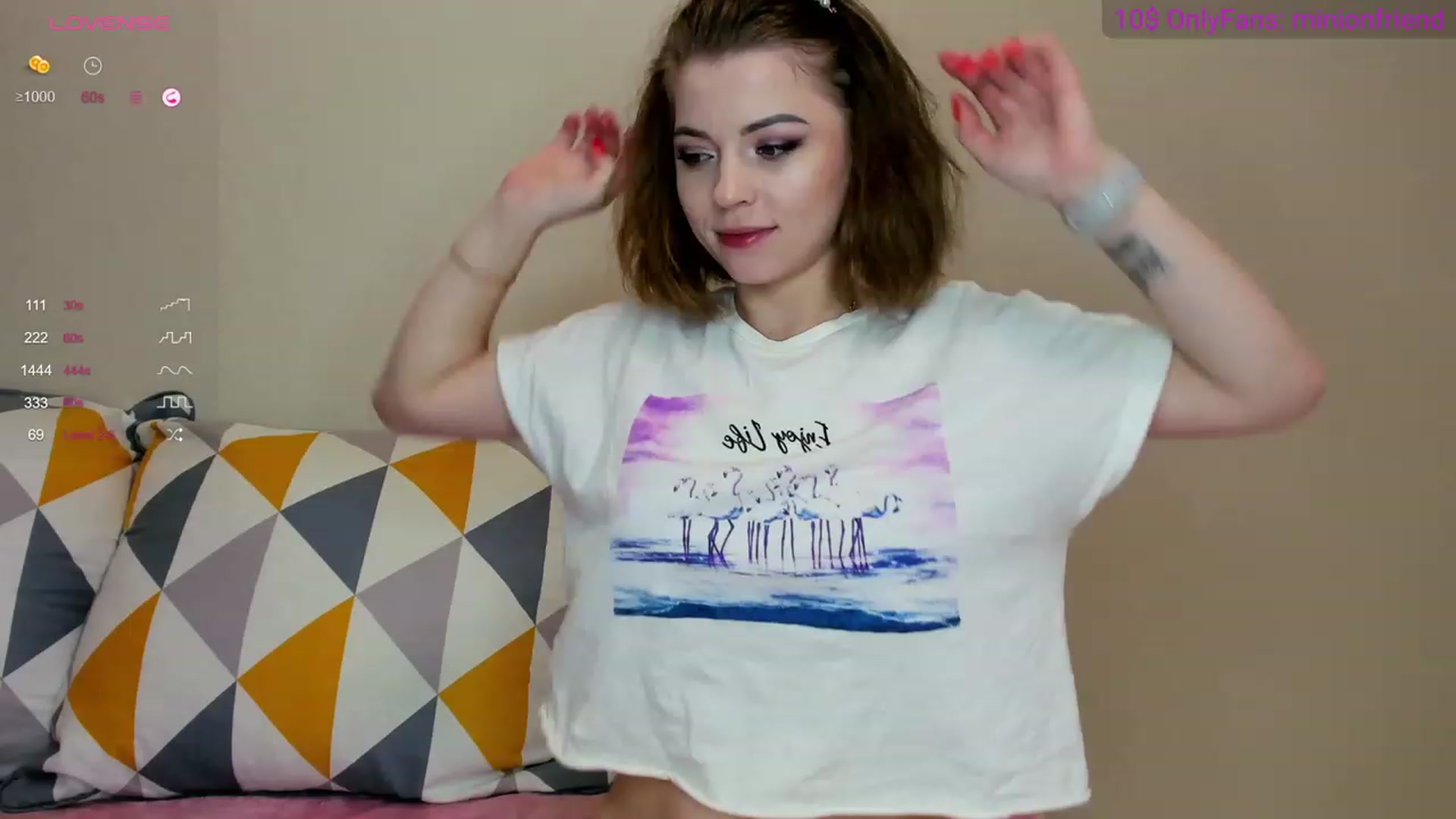 Gallery image thumbnail from MinionFriend_'s myfreecams stream on, 02/17/2024, 20:49 image 20 of 20