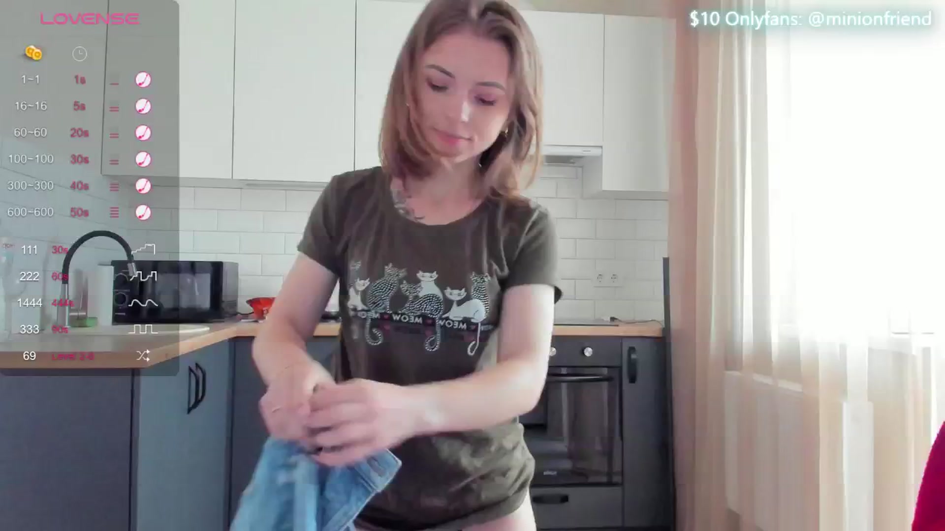 Gallery image thumbnail from MinionFriend_'s myfreecams stream on, 04/28/2024, 13:53 image 20 of 20