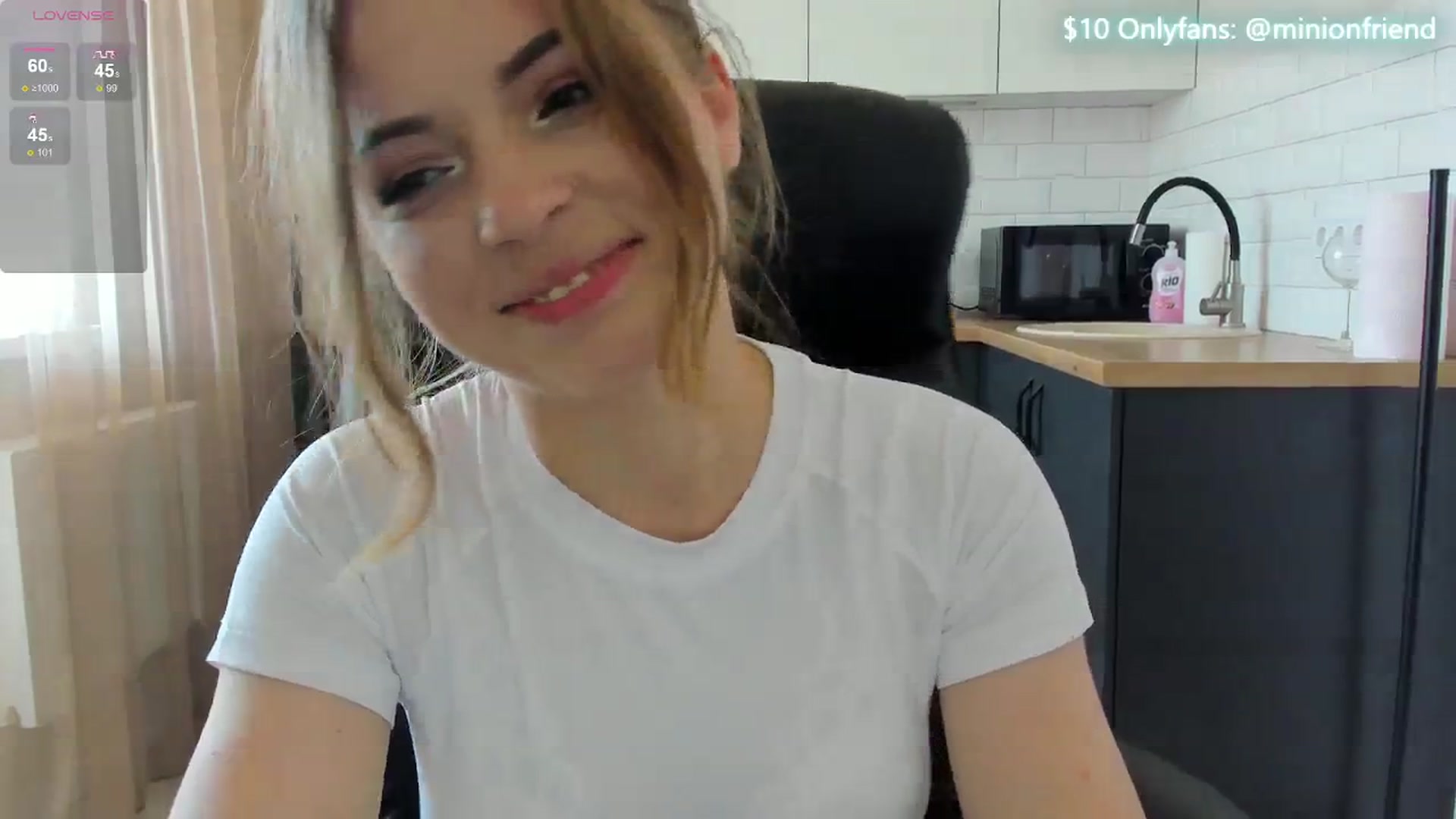 Gallery image thumbnail from MinionFriend_'s myfreecams stream on, 05/24/2024, 12:04 image 4 of 20