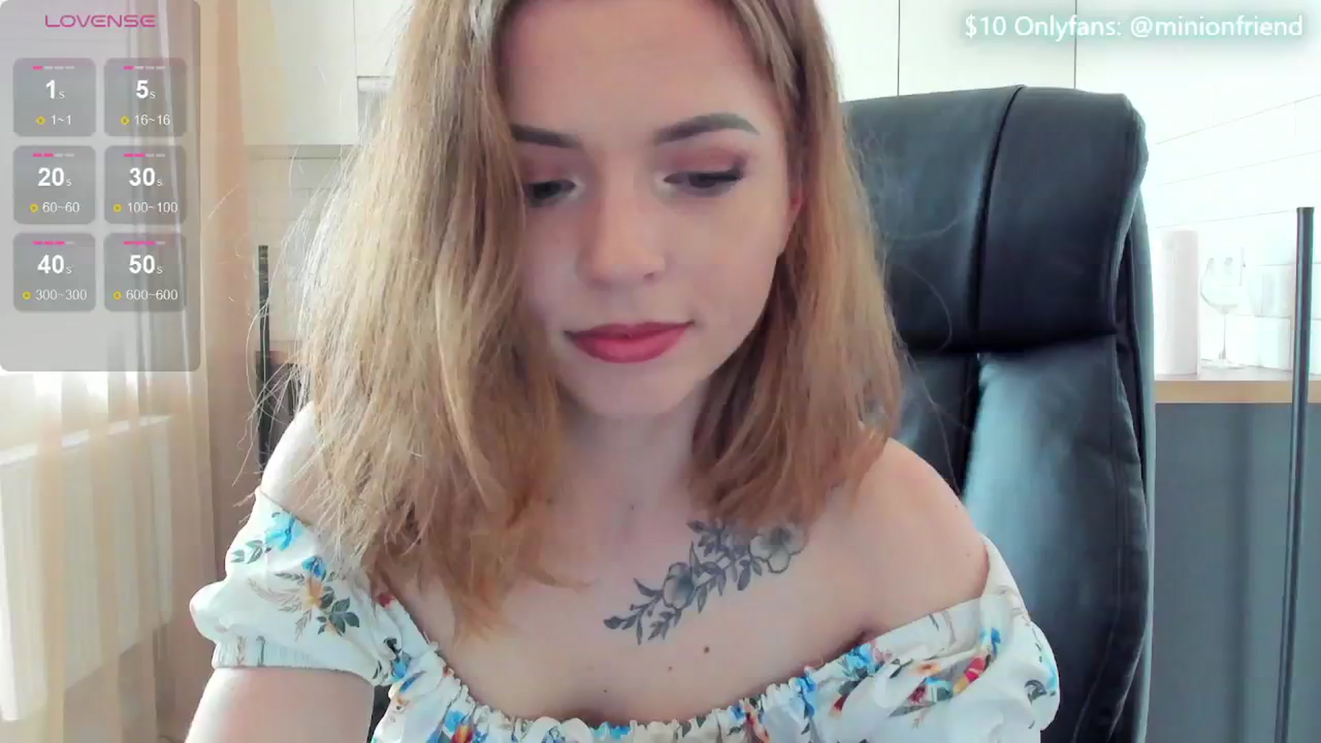 Gallery image thumbnail from MinionFriend_'s myfreecams stream on, 06/05/2024, 12:20 image 11 of 20