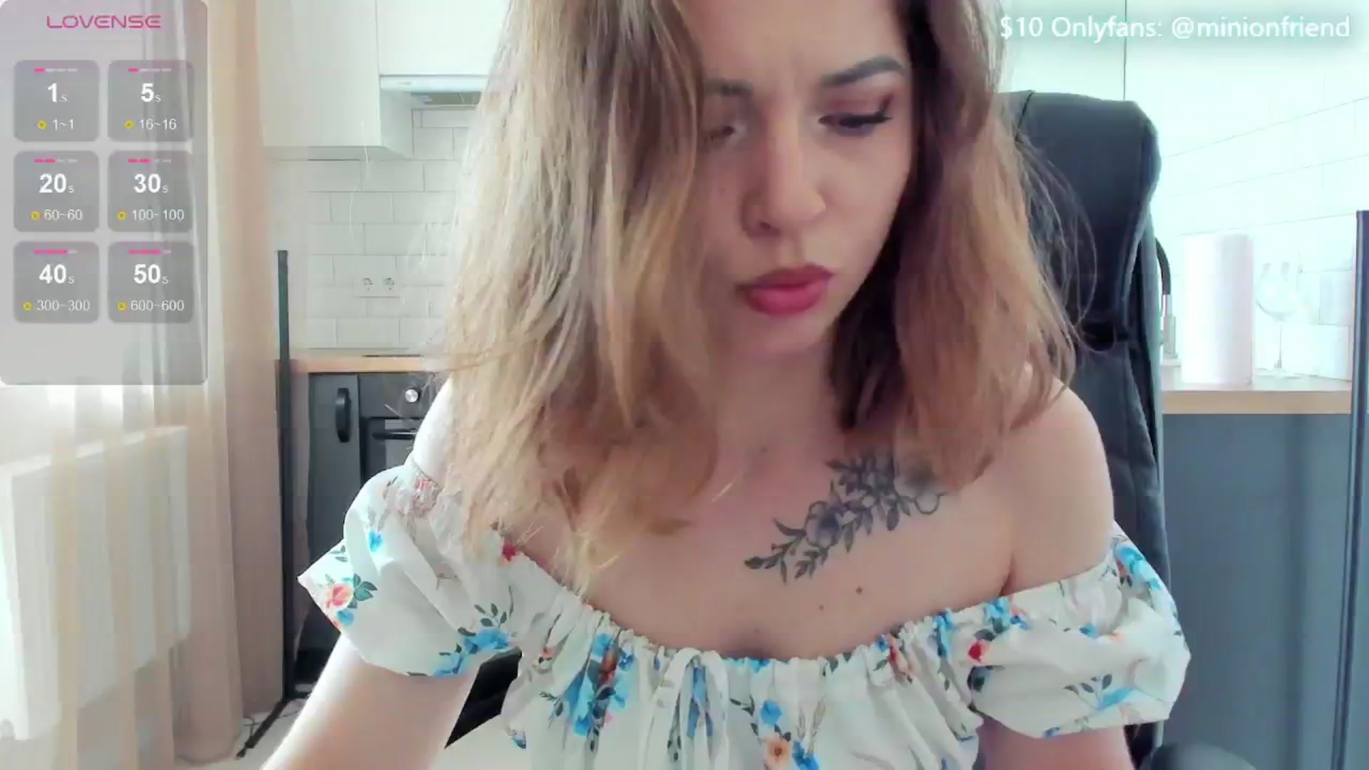 Gallery image thumbnail from MinionFriend_'s myfreecams stream on, 06/05/2024, 12:20 image 15 of 20