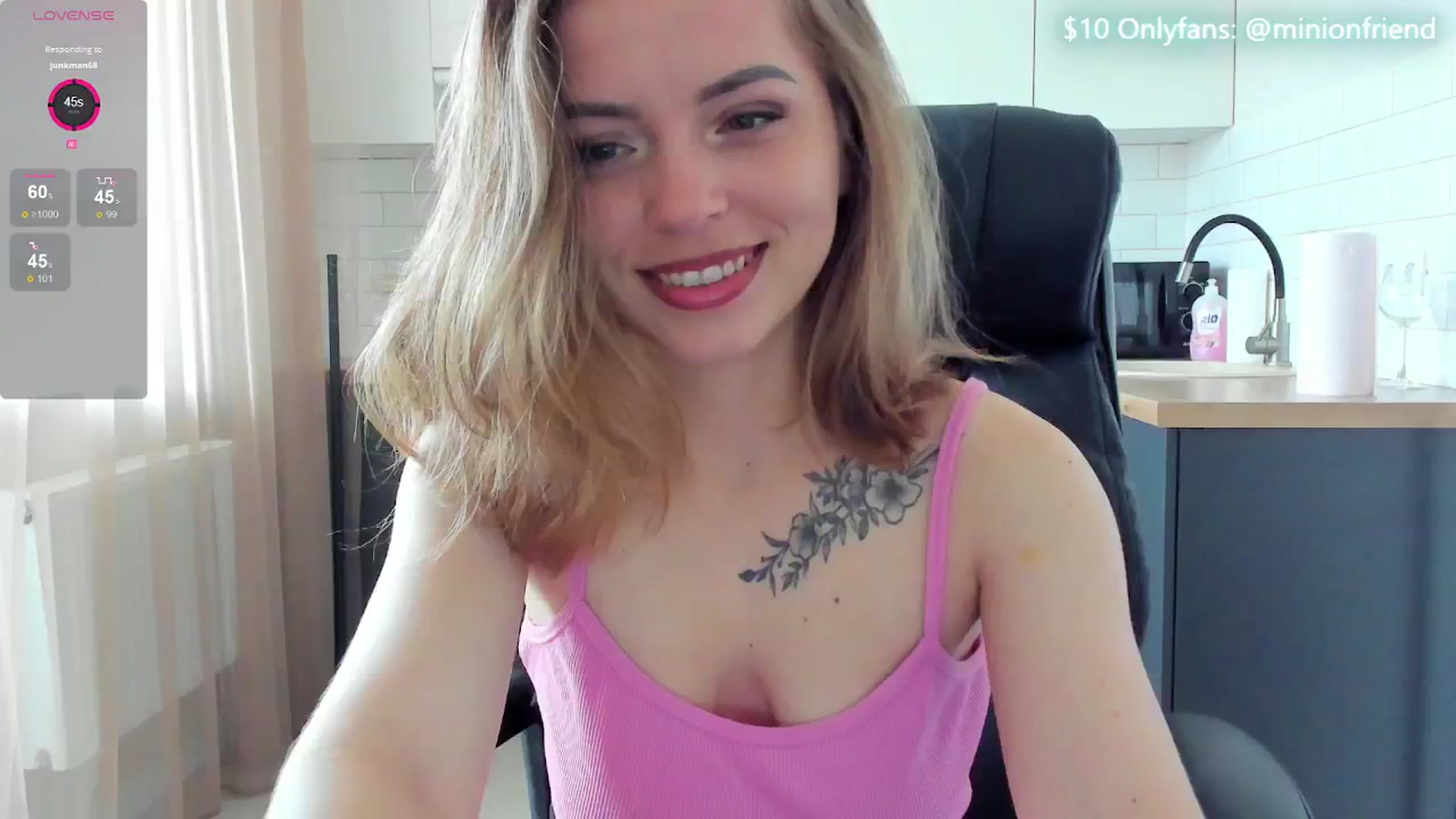 Gallery image thumbnail from MinionFriend_'s myfreecams stream on, 06/07/2024, 10:28 image 18 of 20