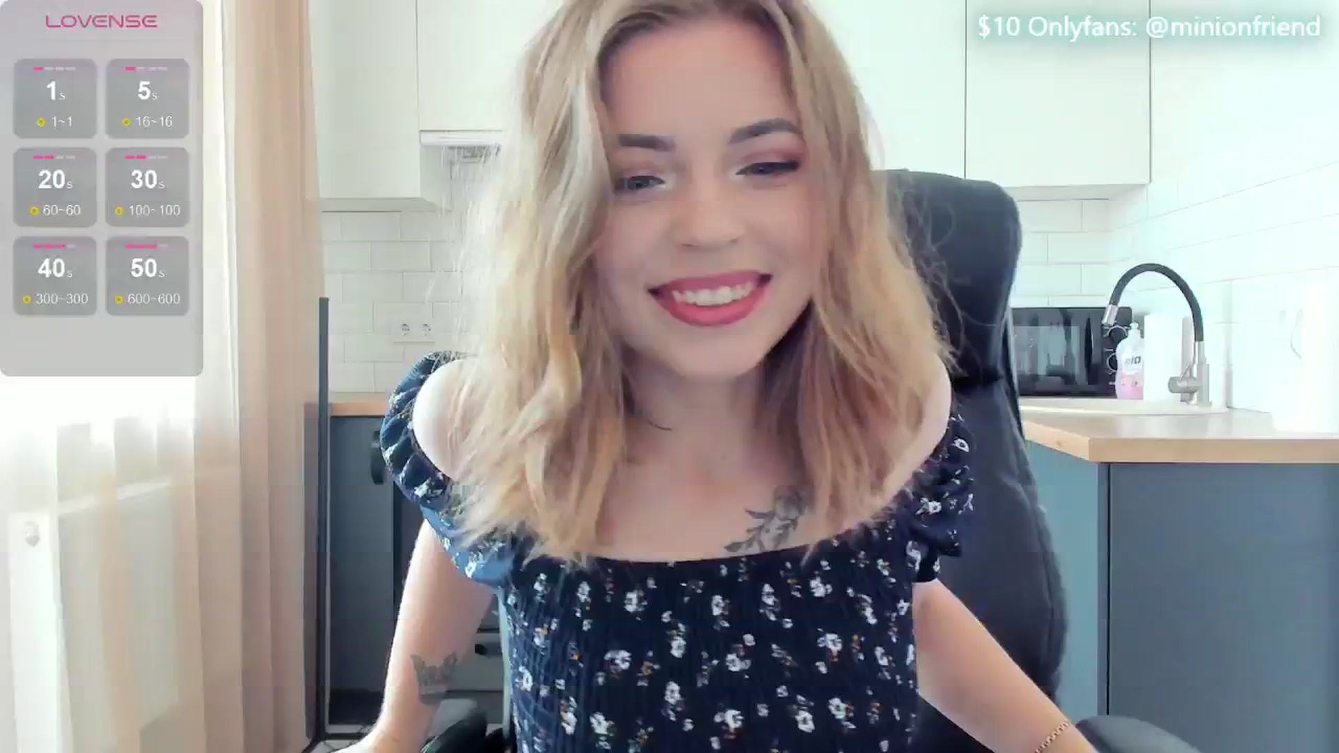 Gallery image thumbnail from MinionFriend_'s myfreecams stream on, 06/14/2024, 11:16 image 11 of 20