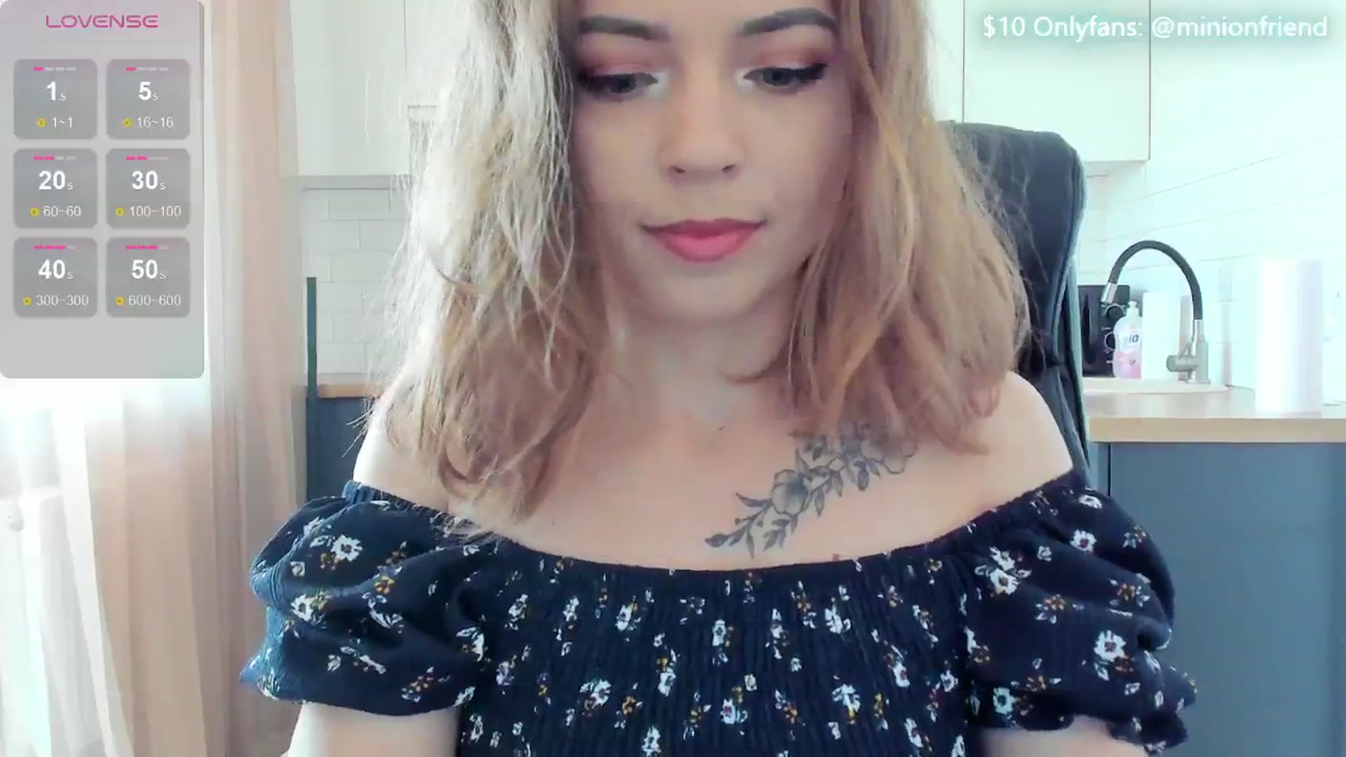 Gallery image thumbnail from MinionFriend_'s myfreecams stream on, 06/14/2024, 12:10 image 18 of 20