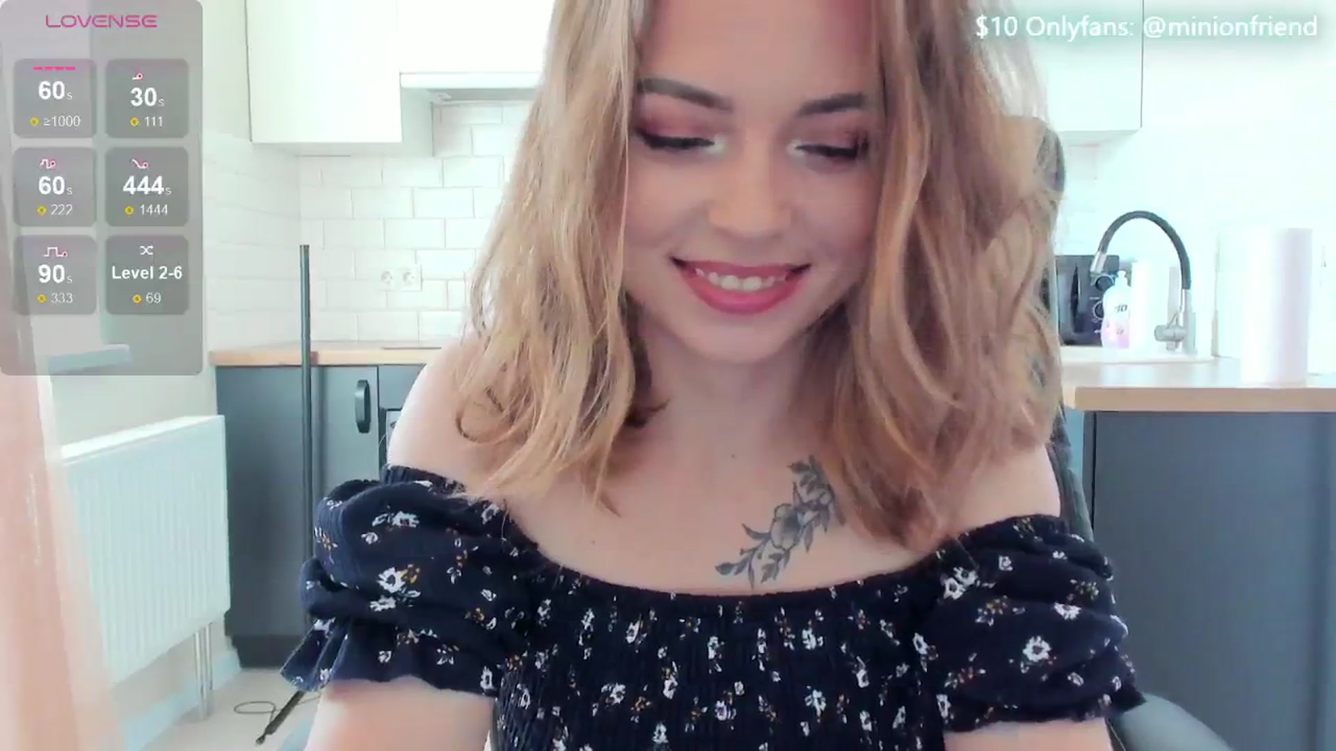 Gallery image thumbnail from MinionFriend_'s myfreecams stream on, 06/14/2024, 12:10 image 9 of 20