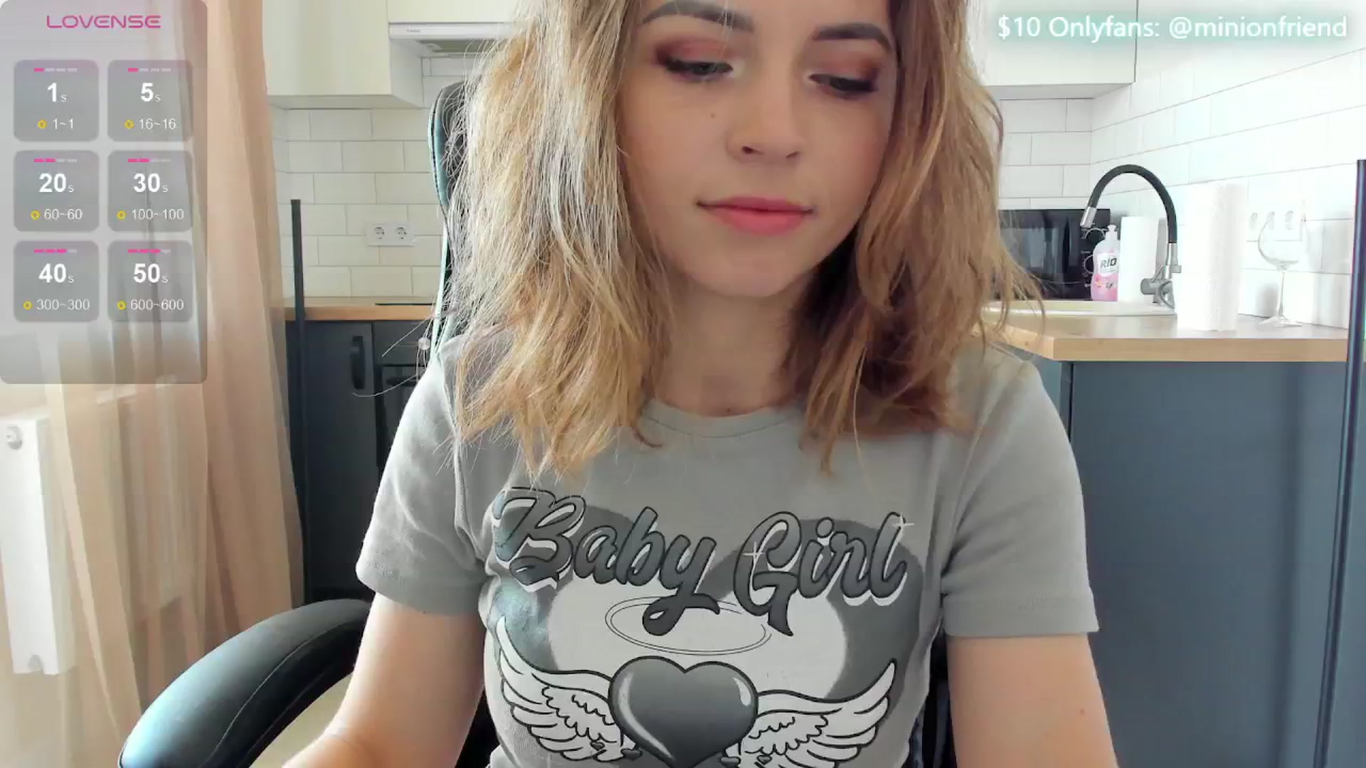 Gallery image thumbnail from MinionFriend_'s myfreecams stream on, 06/18/2024, 14:30 image 2 of 20