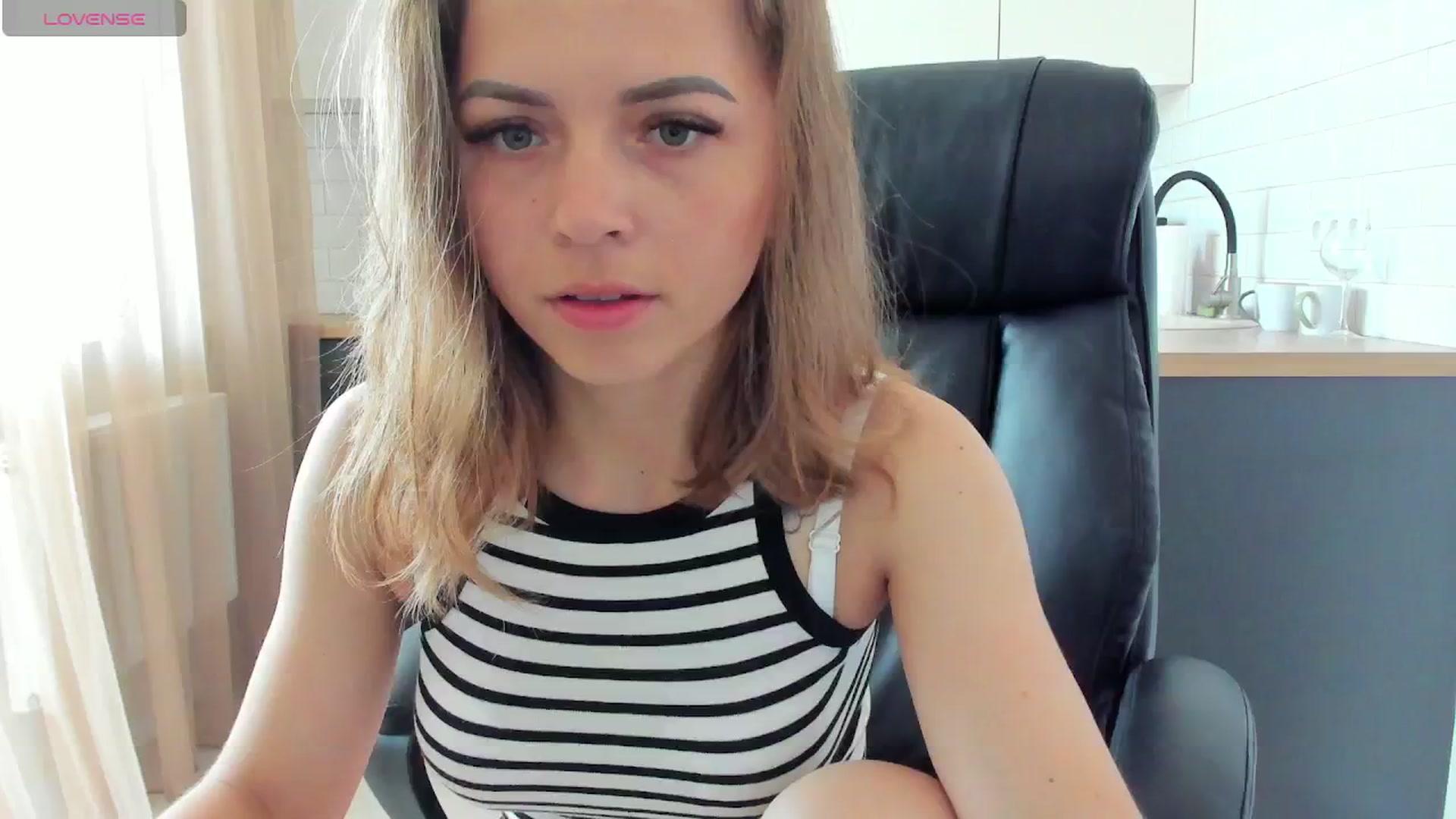Gallery image thumbnail from MinionFriend_'s myfreecams stream on, 07/09/2024, 10:40 image 18 of 20
