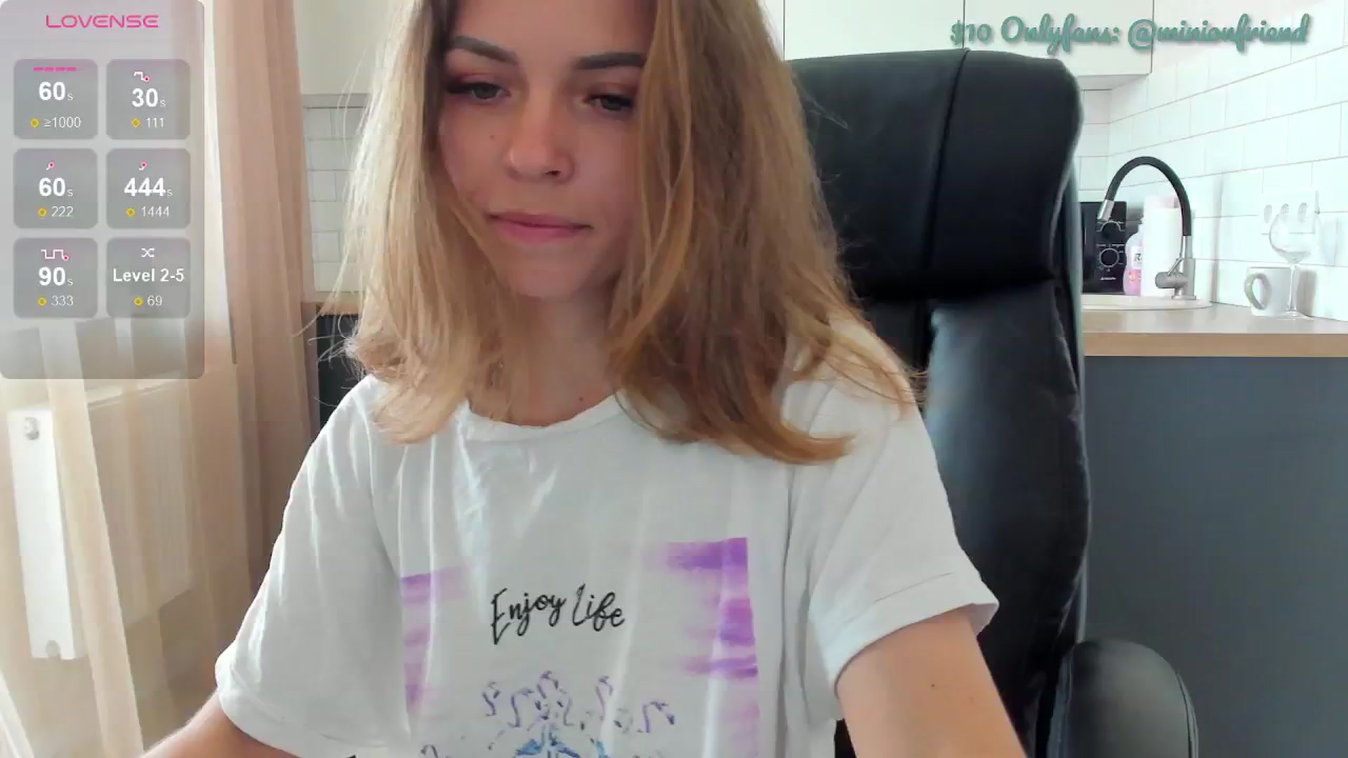 Gallery image thumbnail from MinionFriend_'s myfreecams stream on, 07/15/2024, 13:19 image 9 of 20