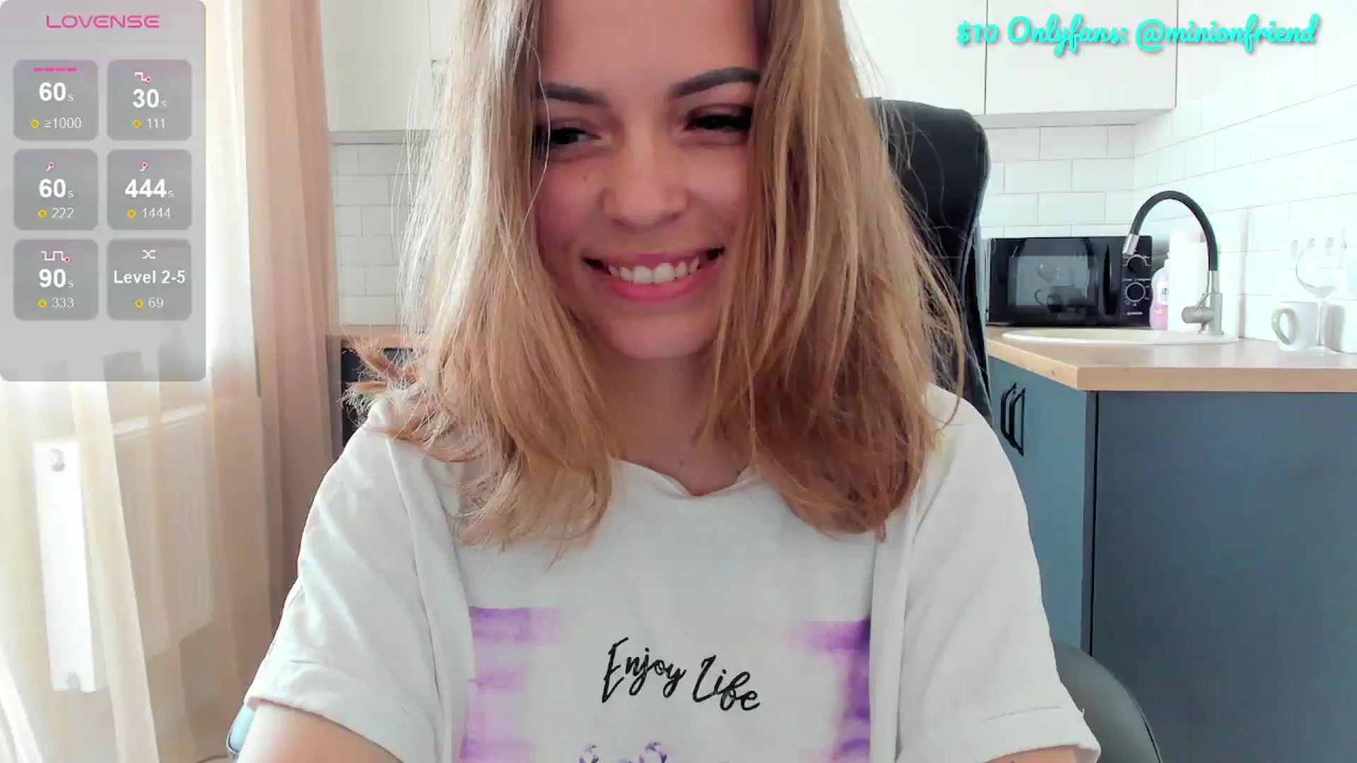 Gallery image thumbnail from MinionFriend_'s myfreecams stream on, 07/15/2024, 13:19 image 13 of 20