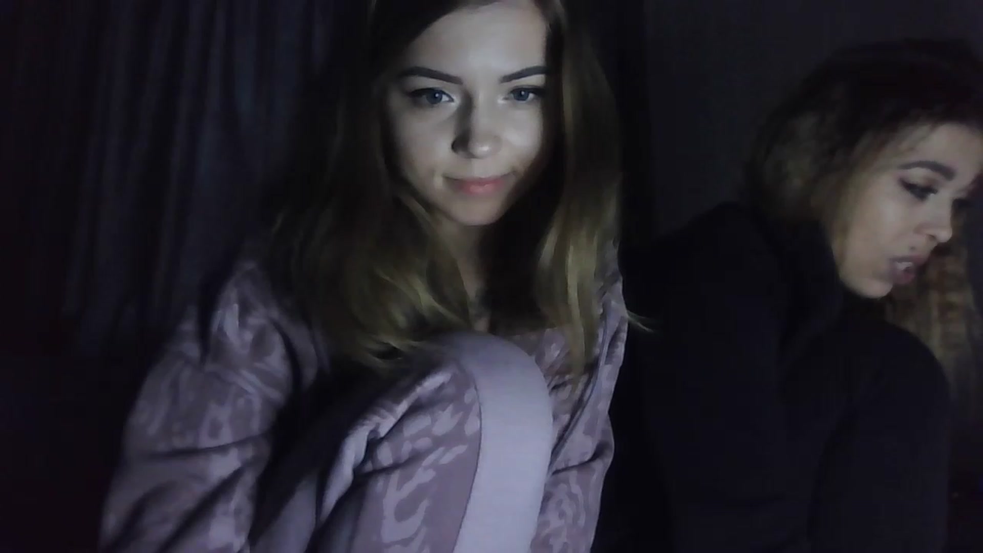 Gallery image thumbnail from Minions_Party's myfreecams stream on, 11/27/2022, 11:45 image 20 of 20
