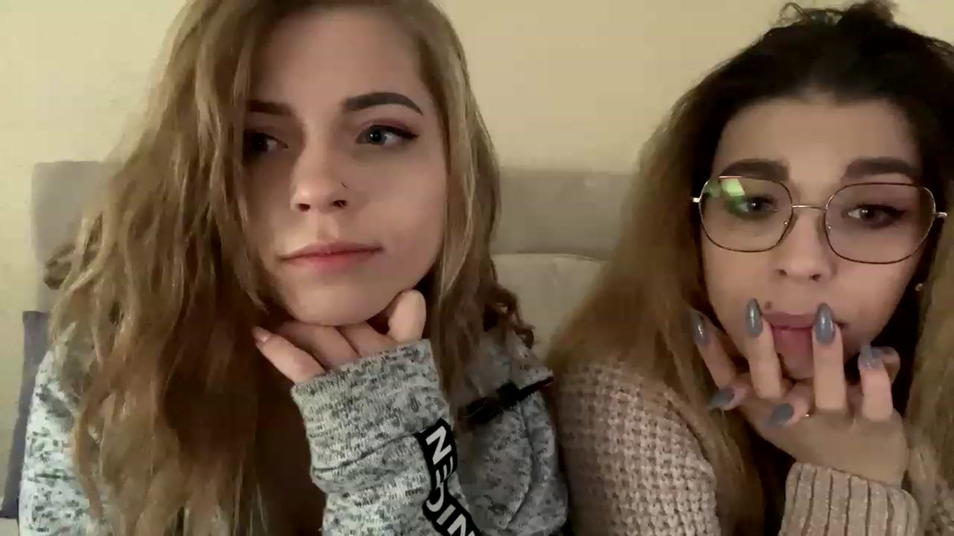 Gallery image thumbnail from Minions_Party's myfreecams stream on, 11/28/2022, 11:09 image 6 of 20