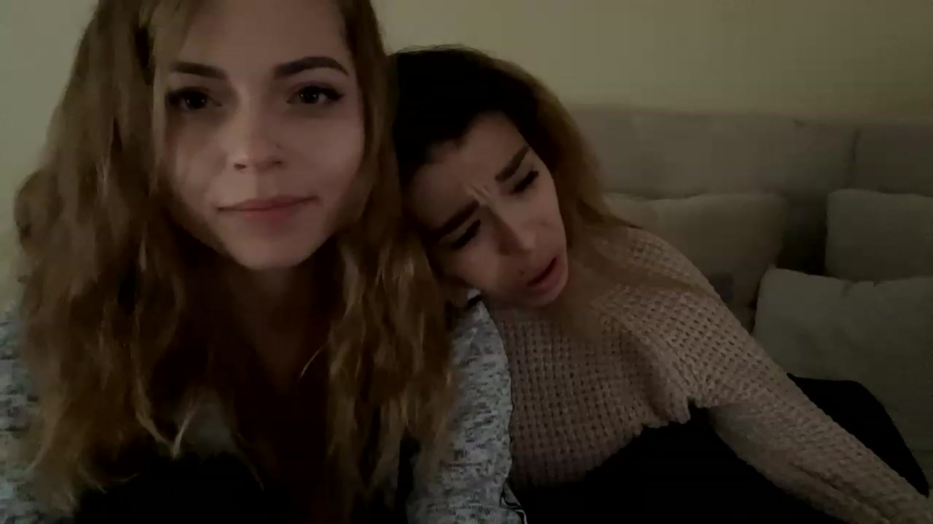 Gallery image thumbnail from Minions_Party's myfreecams stream on, 11/28/2022, 12:12 image 7 of 20