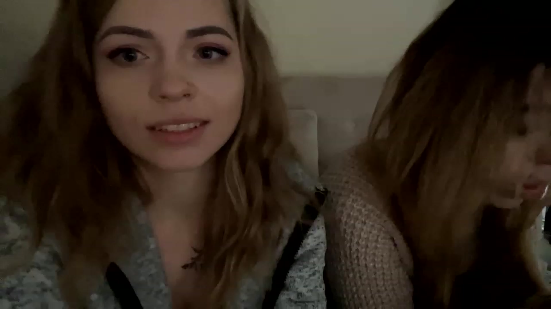 Gallery image thumbnail from Minions_Party's myfreecams stream on, 11/28/2022, 12:36 image 6 of 20