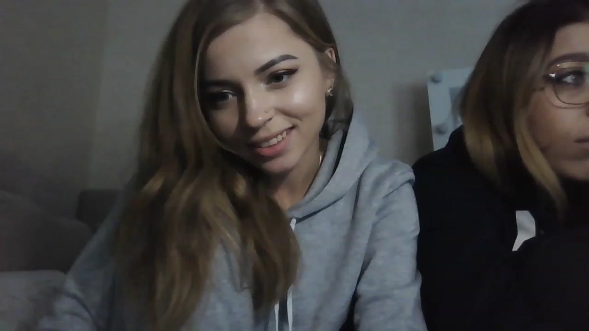 Gallery image thumbnail from Minions_Party's myfreecams stream on, 11/29/2022, 11:23 image 12 of 20