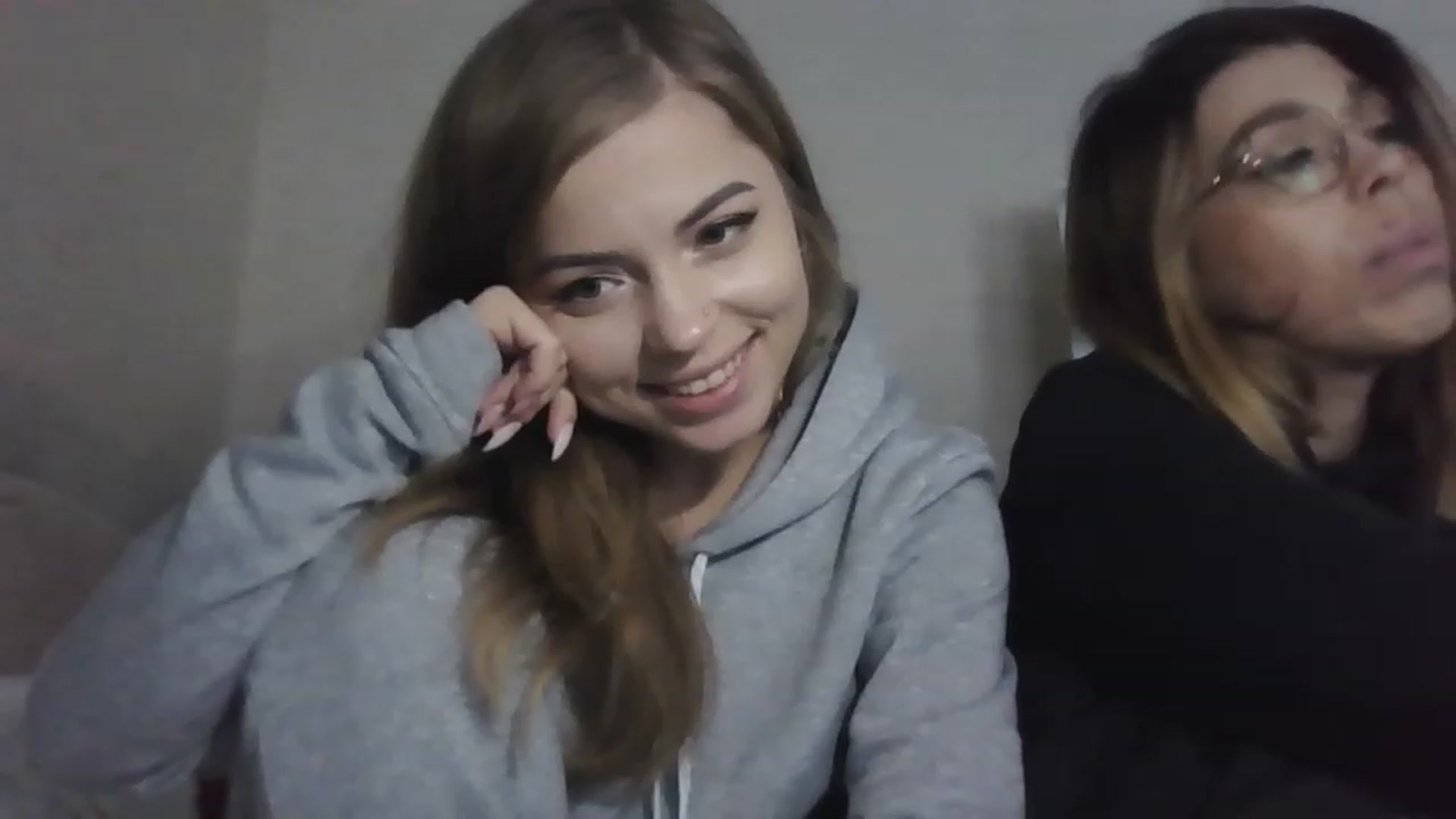 Gallery image thumbnail from Minions_Party's myfreecams stream on, 11/29/2022, 11:23 image 14 of 20