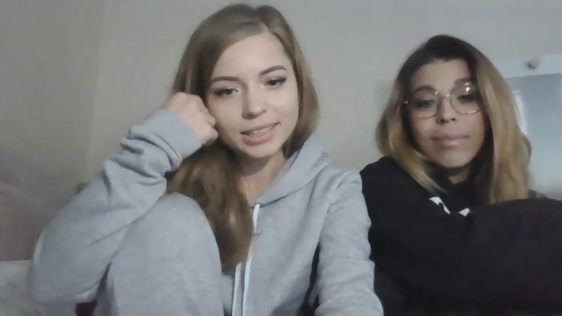Gallery image thumbnail from Minions_Party's myfreecams stream on, 11/29/2022, 11:23 image 9 of 20