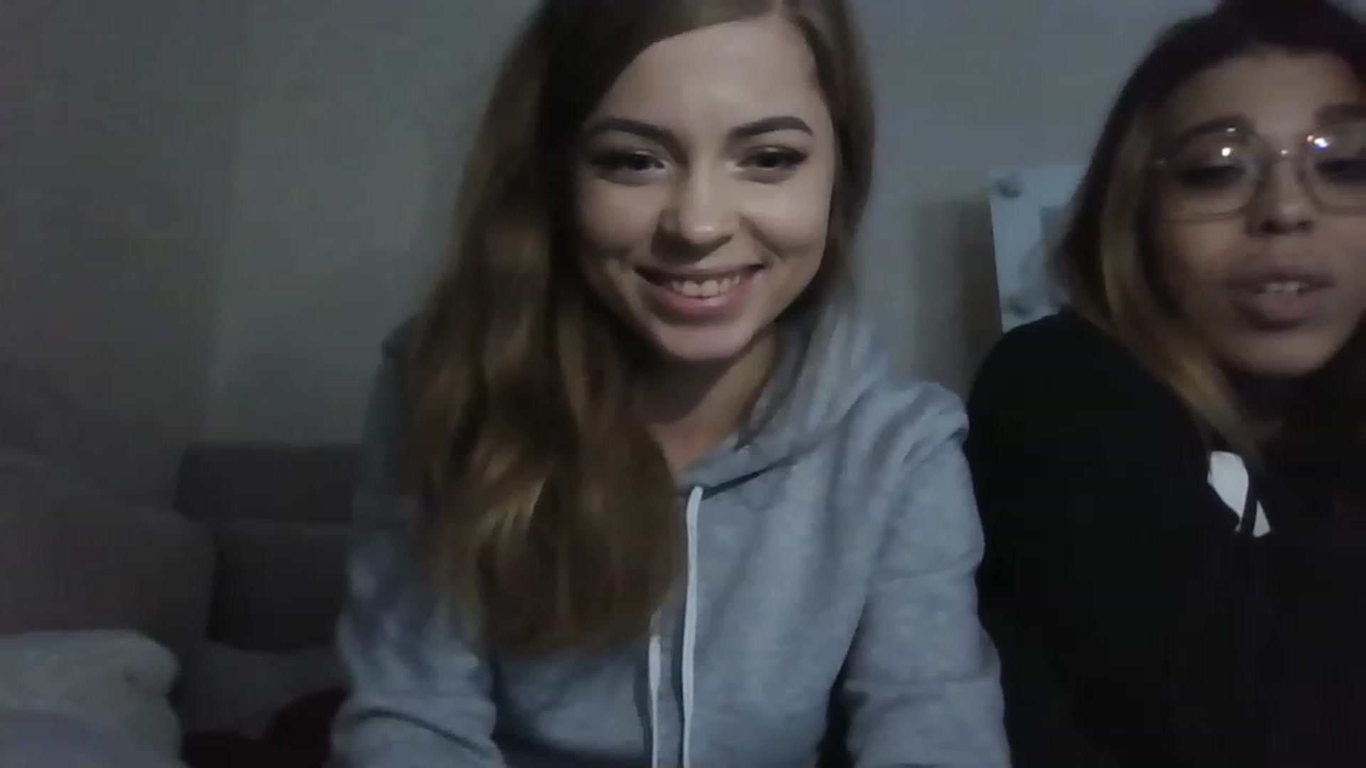 Gallery image thumbnail from Minions_Party's myfreecams stream on, 11/29/2022, 11:23 image 19 of 20