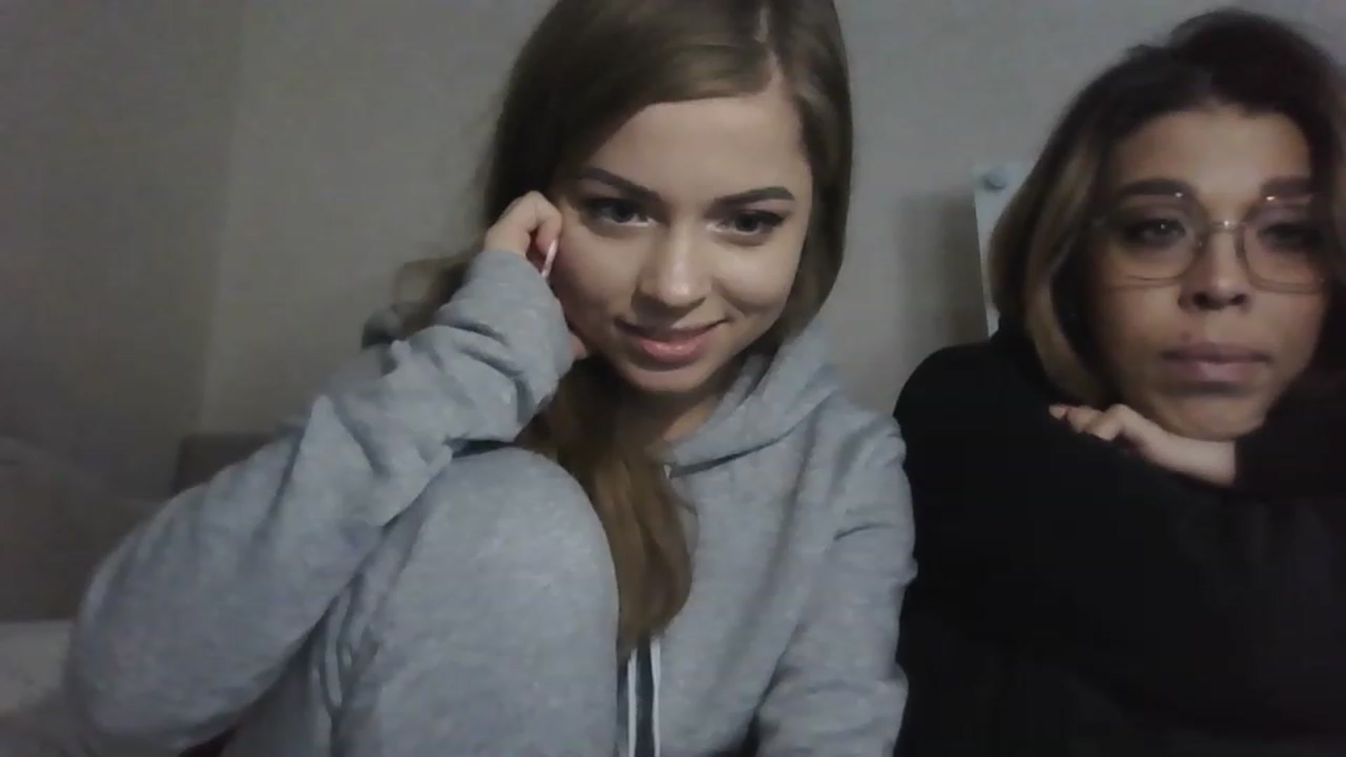 Gallery image thumbnail from Minions_Party's myfreecams stream on, 11/29/2022, 11:23 image 5 of 20