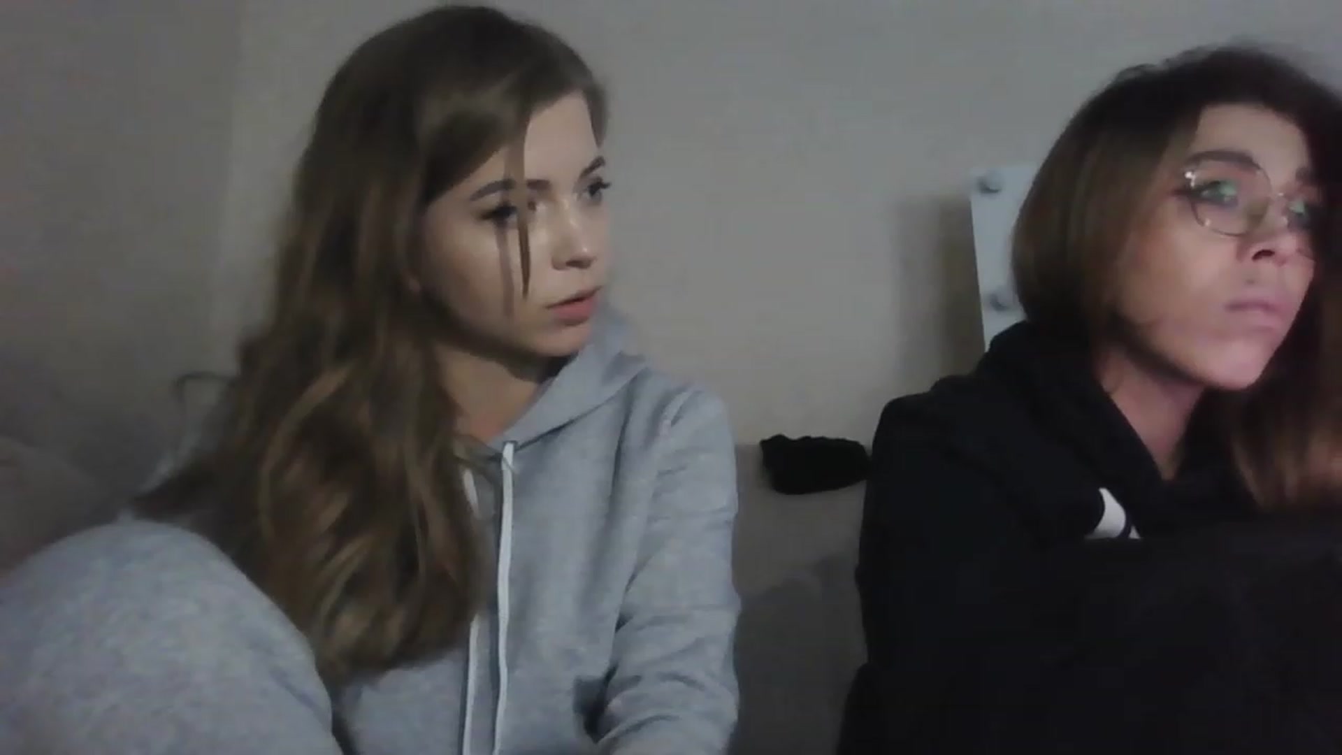 Gallery image thumbnail from Minions_Party's myfreecams stream on, 11/29/2022, 11:23 image 3 of 20