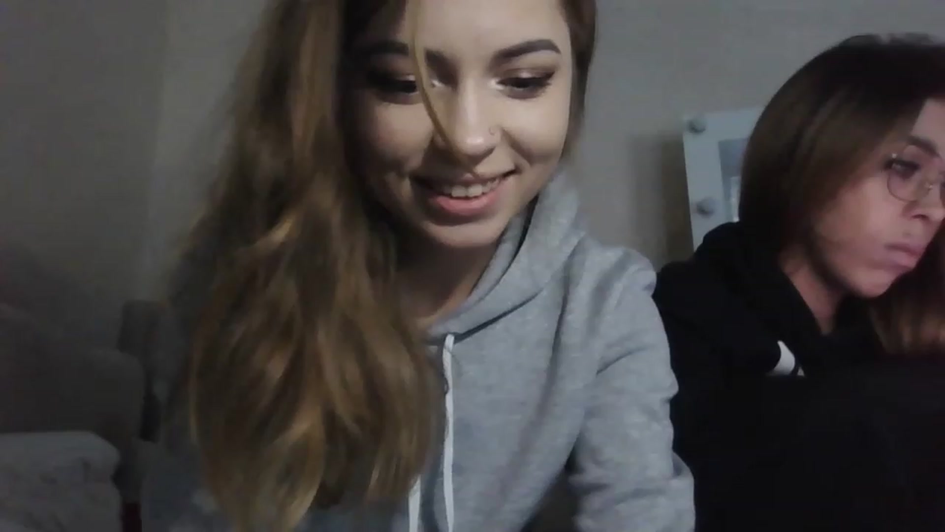 Gallery image thumbnail from Minions_Party's myfreecams stream on, 11/29/2022, 11:23 image 4 of 20