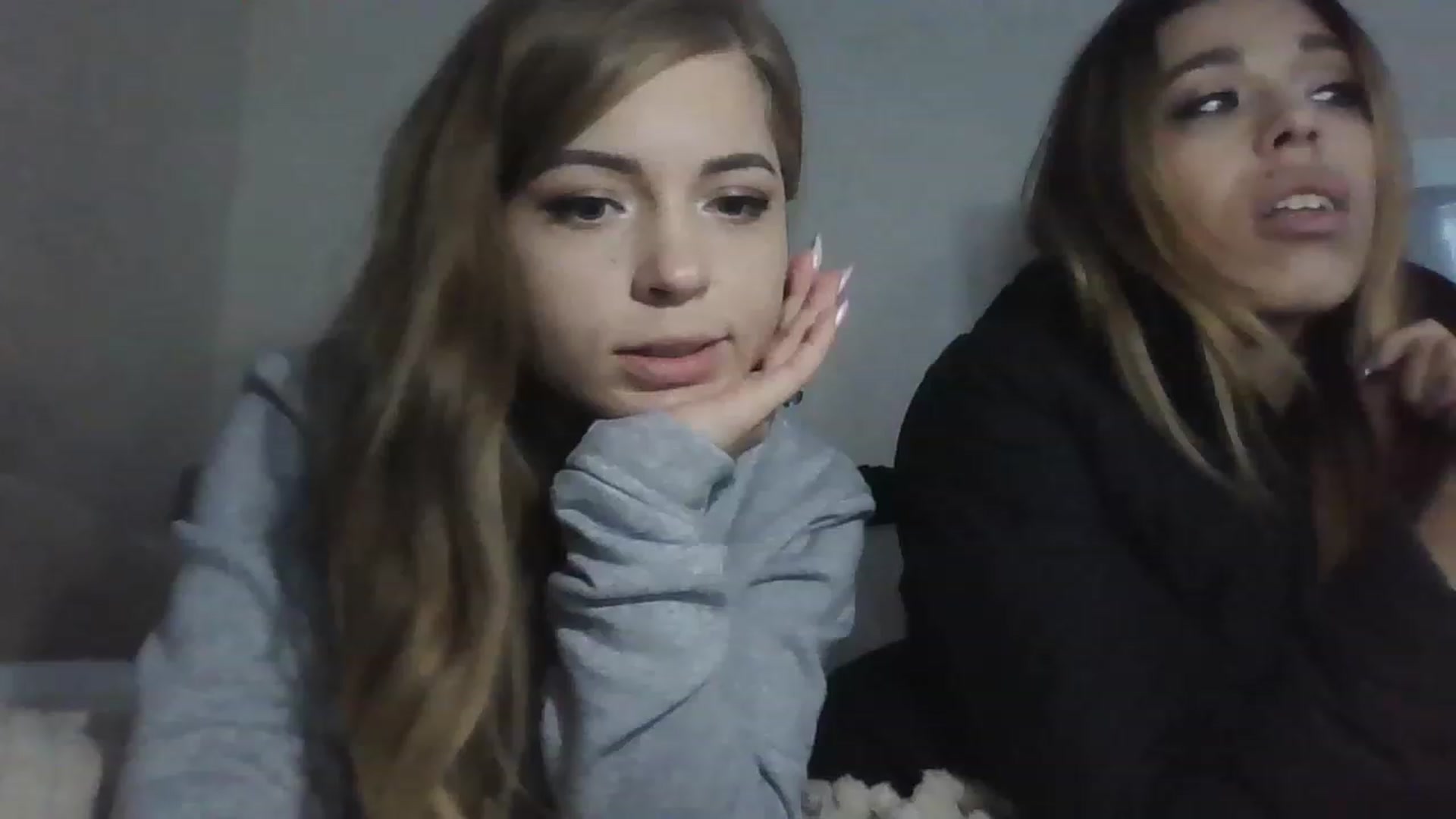 Gallery image thumbnail from Minions_Party's myfreecams stream on, 11/29/2022, 11:55 image 17 of 20