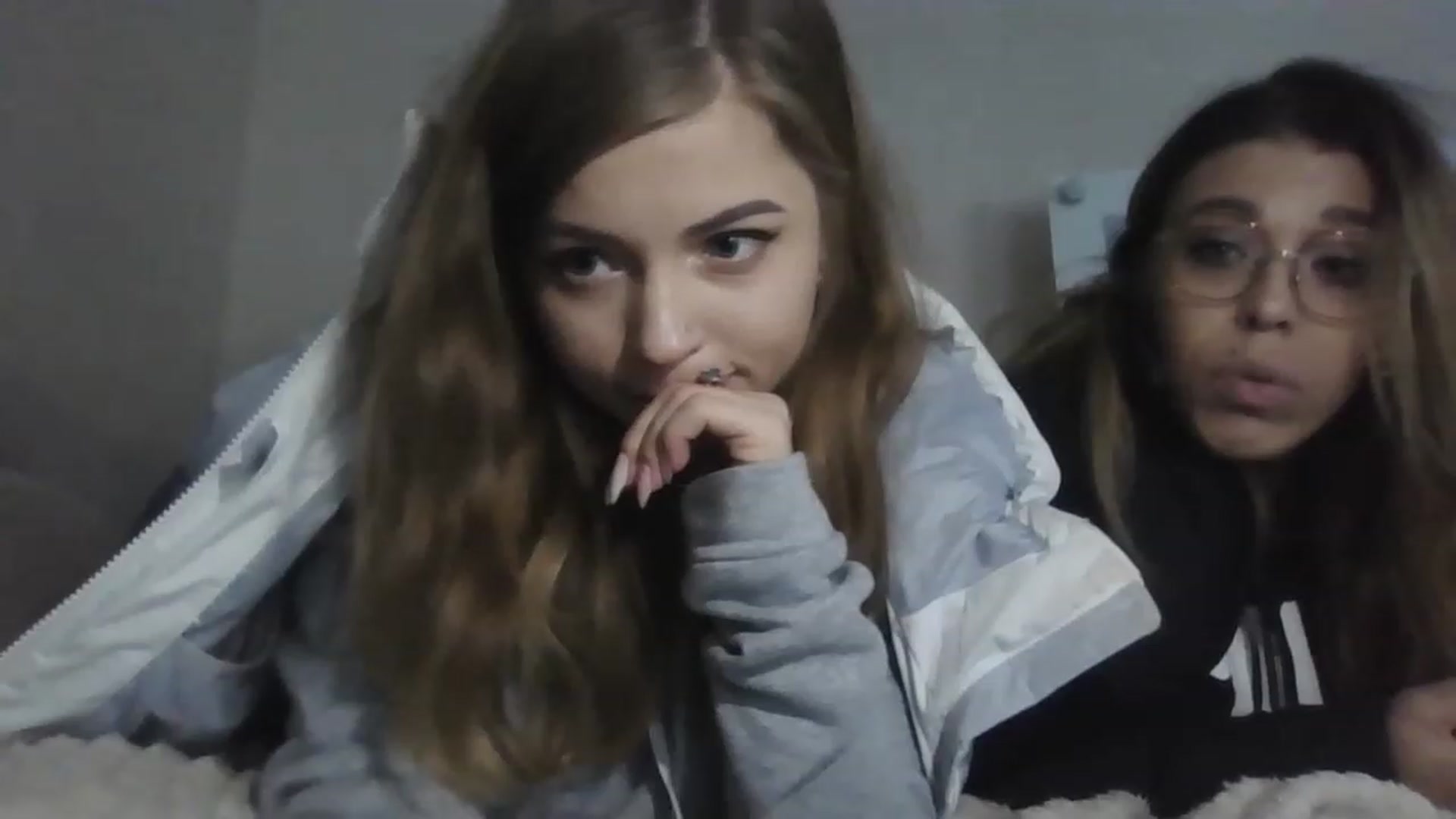 Gallery image thumbnail from Minions_Party's myfreecams stream on, 11/29/2022, 11:55 image 3 of 20