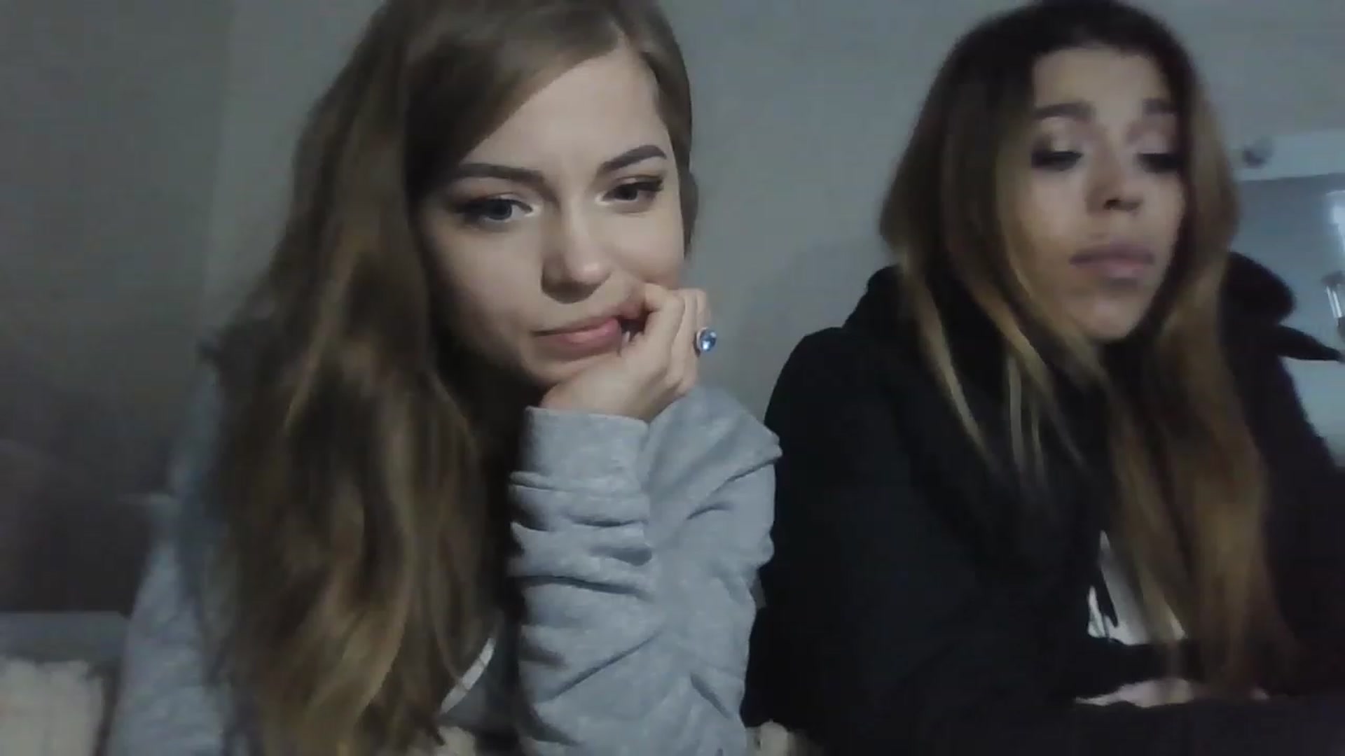 Gallery image thumbnail from Minions_Party's myfreecams stream on, 11/29/2022, 11:55 image 18 of 20