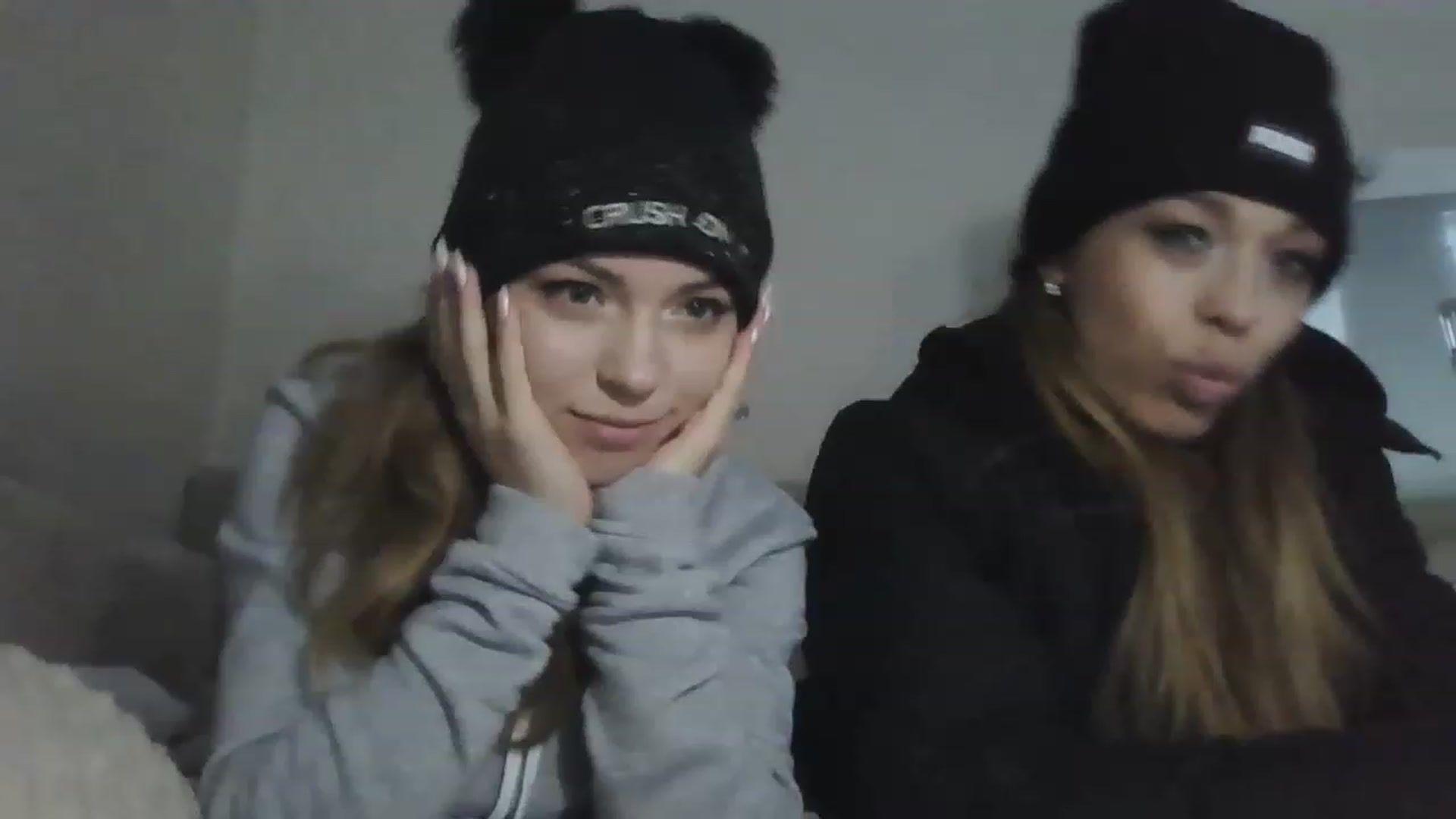 Gallery image thumbnail from Minions_Party's myfreecams stream on, 11/29/2022, 11:55 image 20 of 20